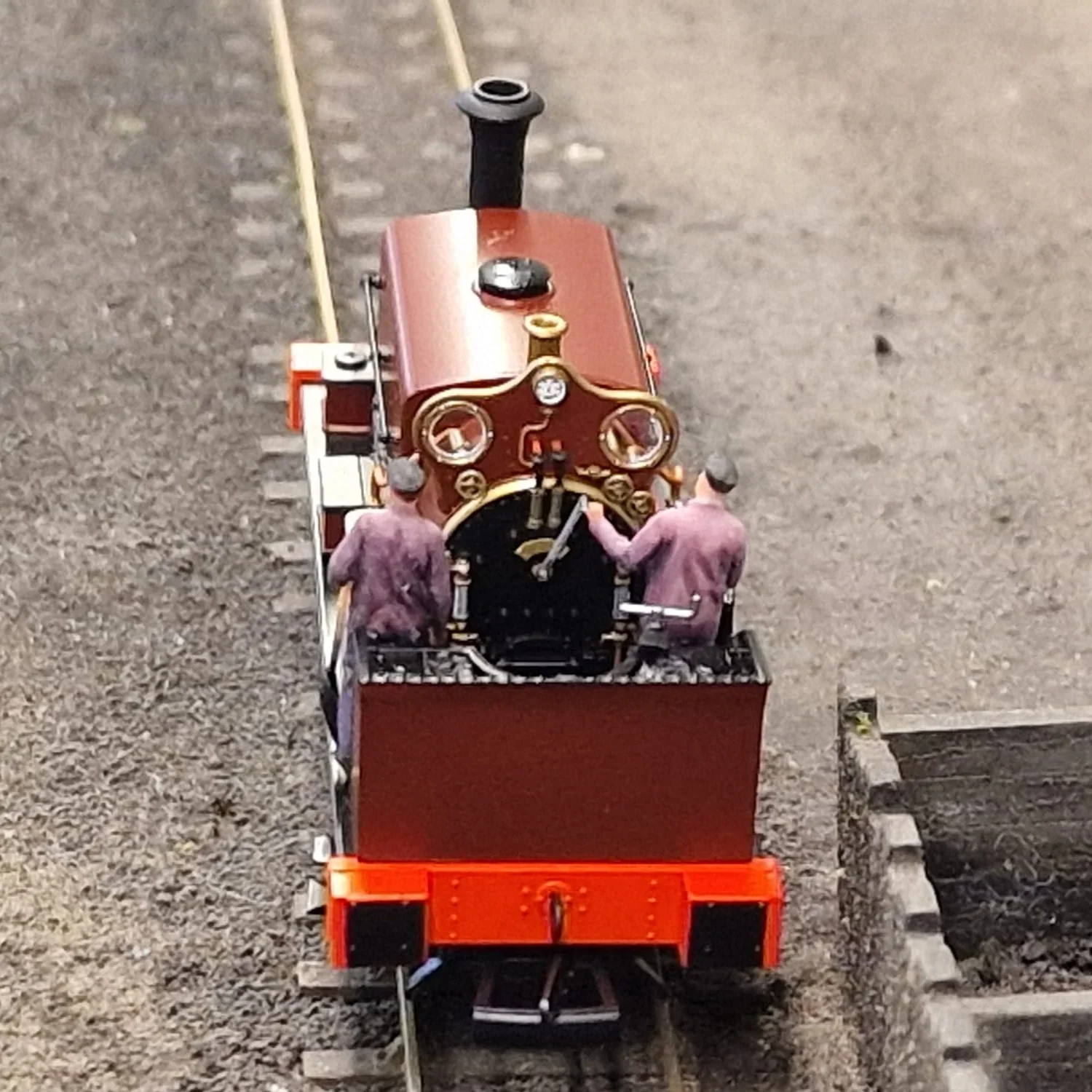 80304-076 1:76 Scale Manning Wardle L Class Early Crew - Full Colour 3D Print - Image 2