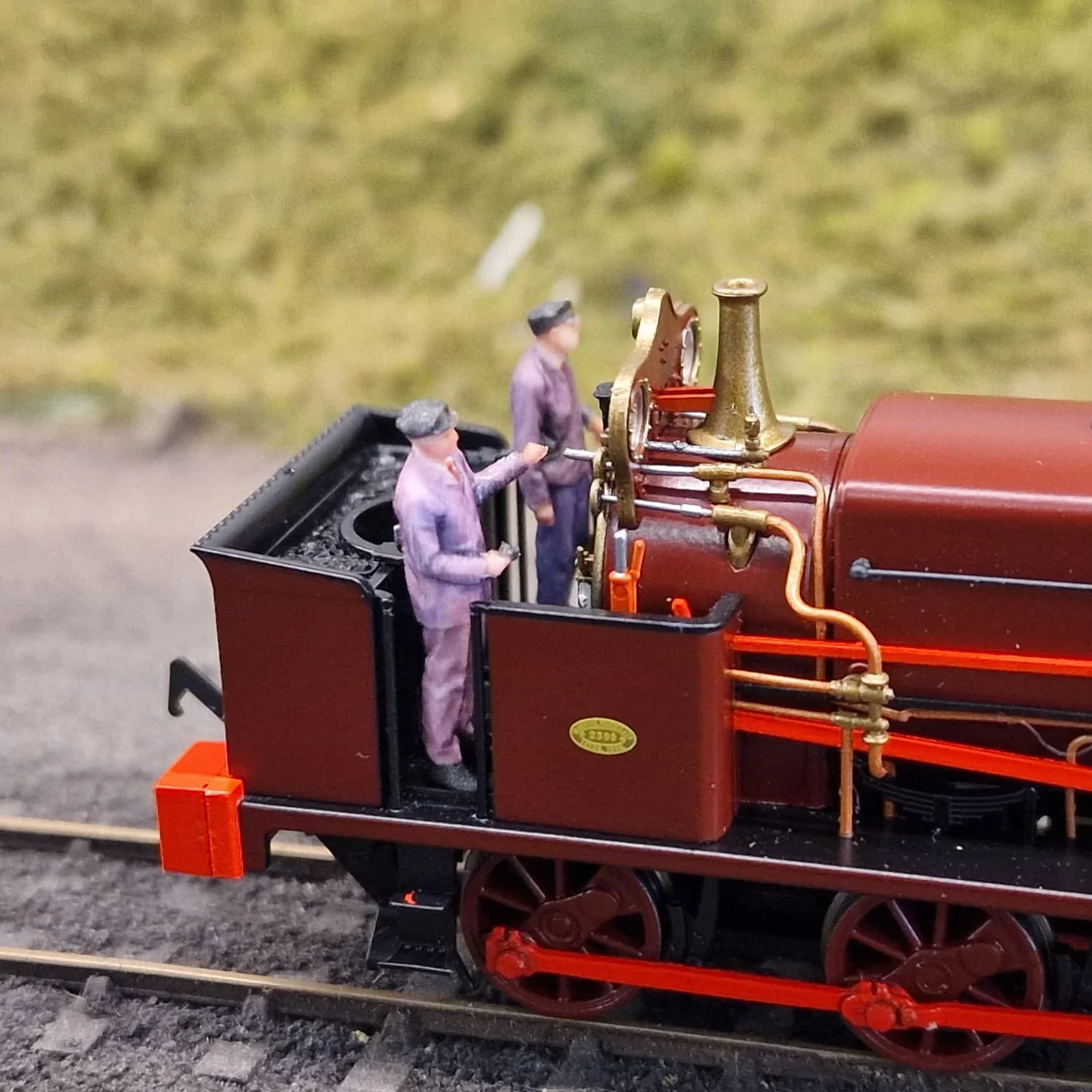 80304-076 1:76 Scale Manning Wardle L Class Early Crew - Full Colour 3D Print - Image 3