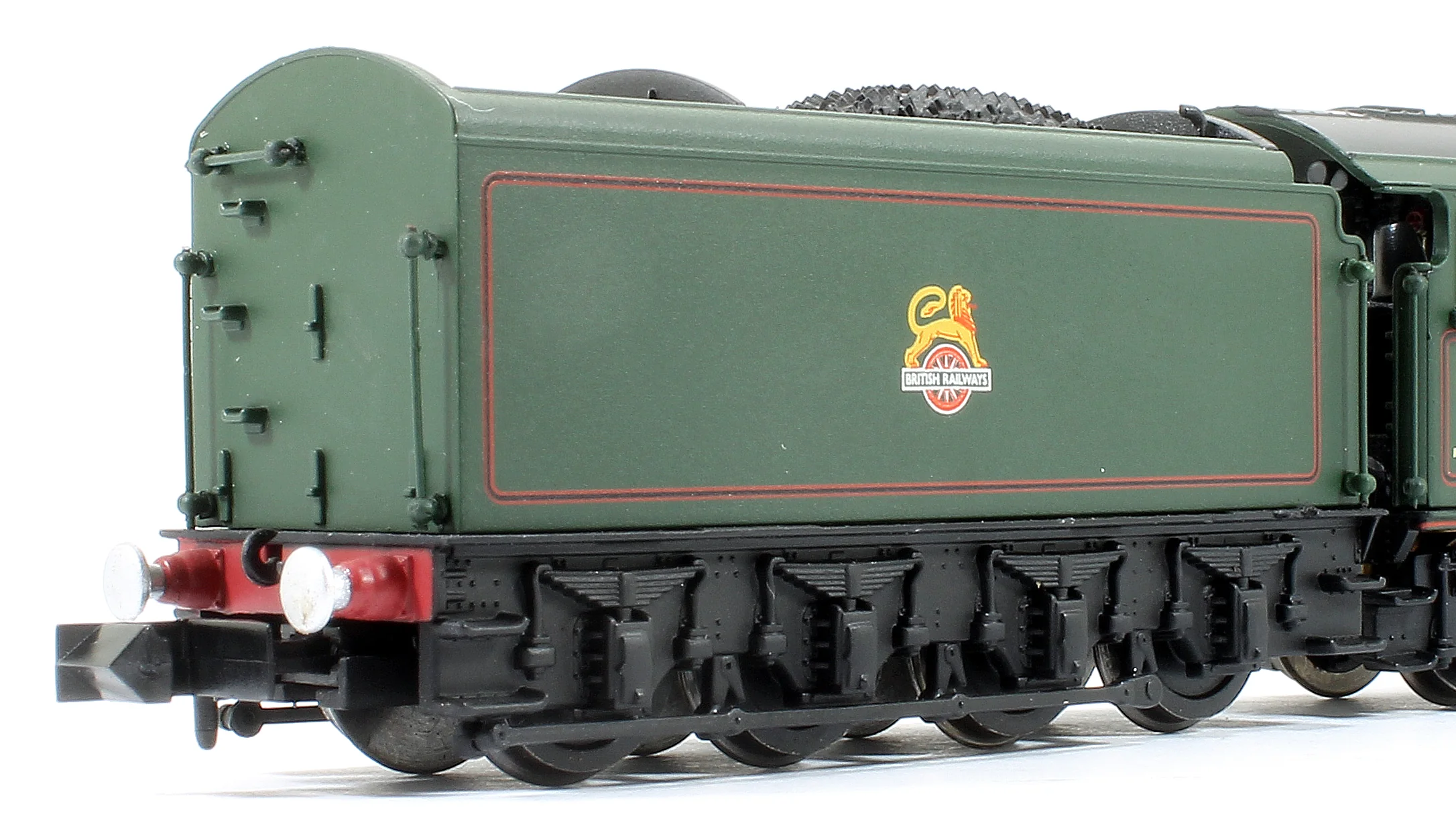 2S-011-009D A3 The White Knight 60077 BR Green Early Crest - DCC Fitted - Image 8