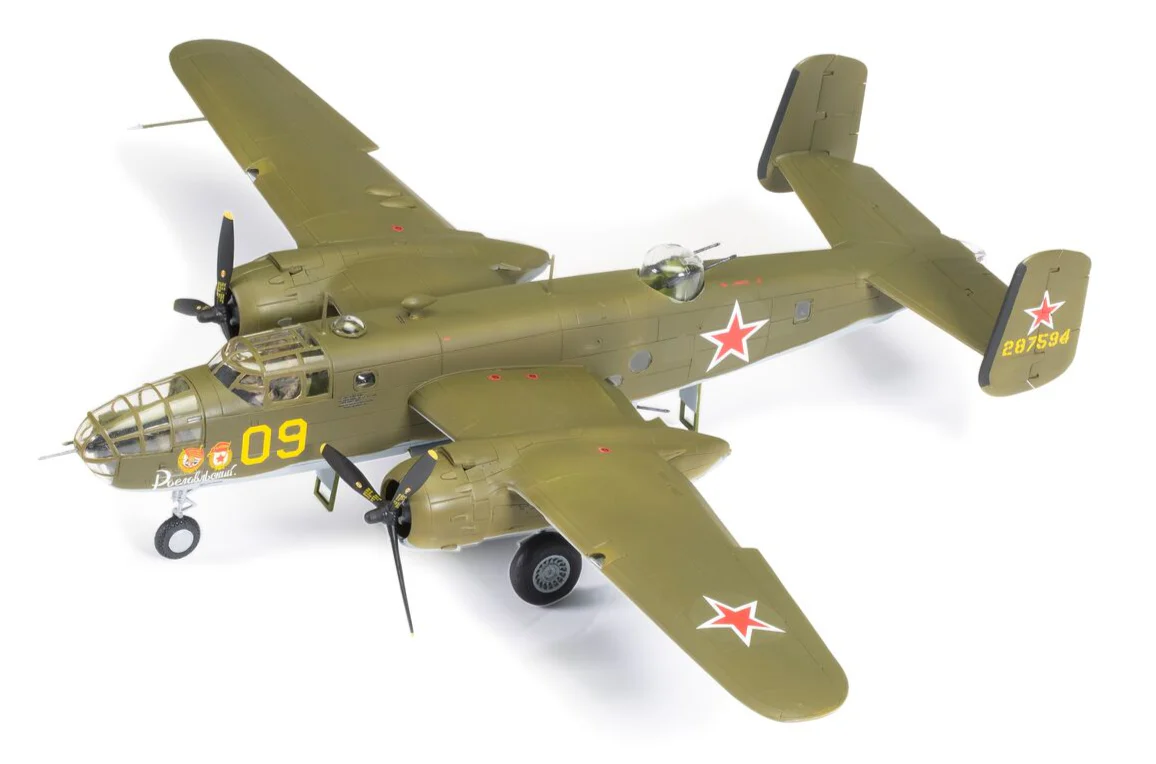 A06015A North American B-25C/D Mitchell Model Kit - Image 2
