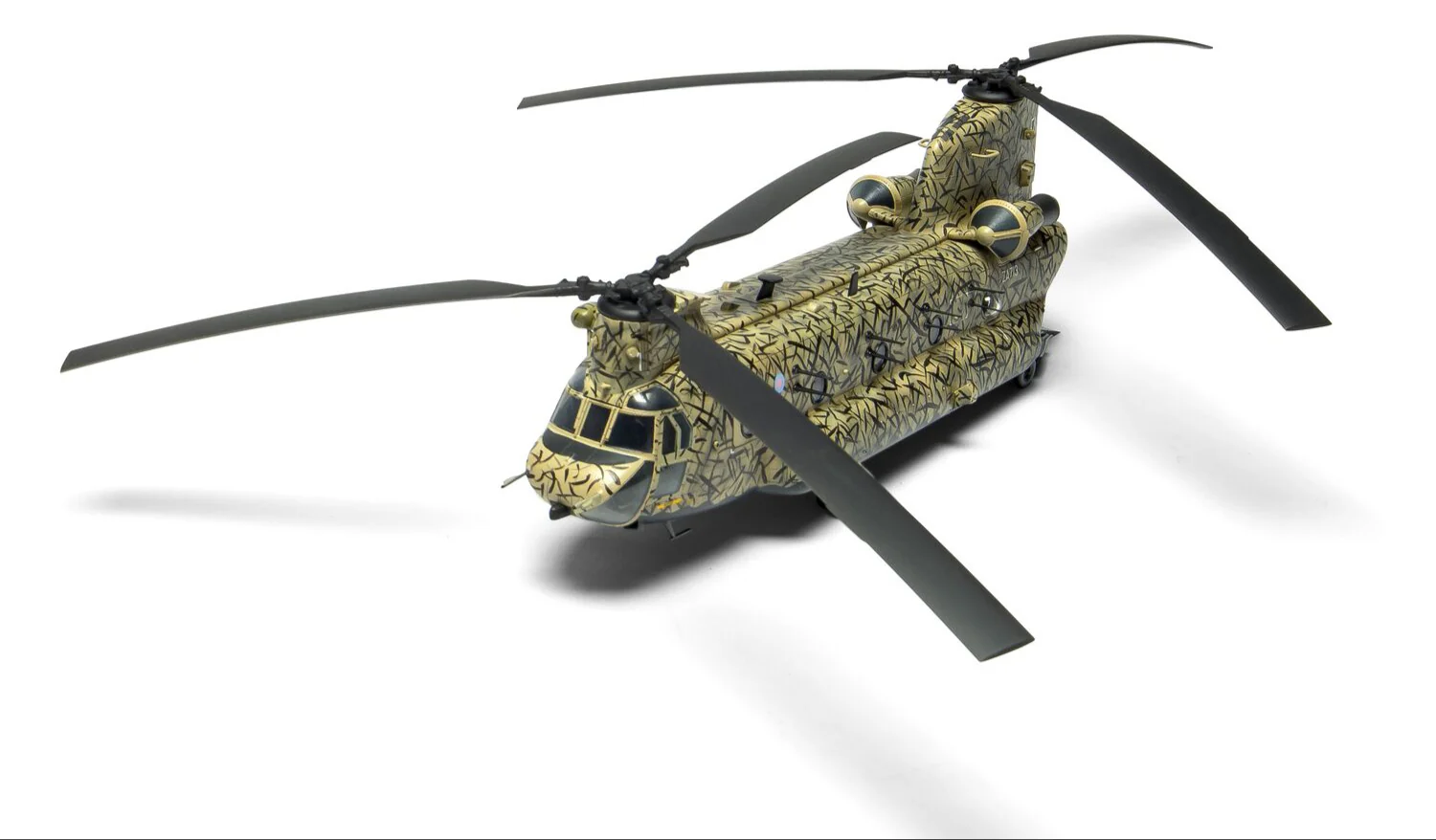 A06024 Boeing Chinook HC.1 (Late) Model Kit - Image 4