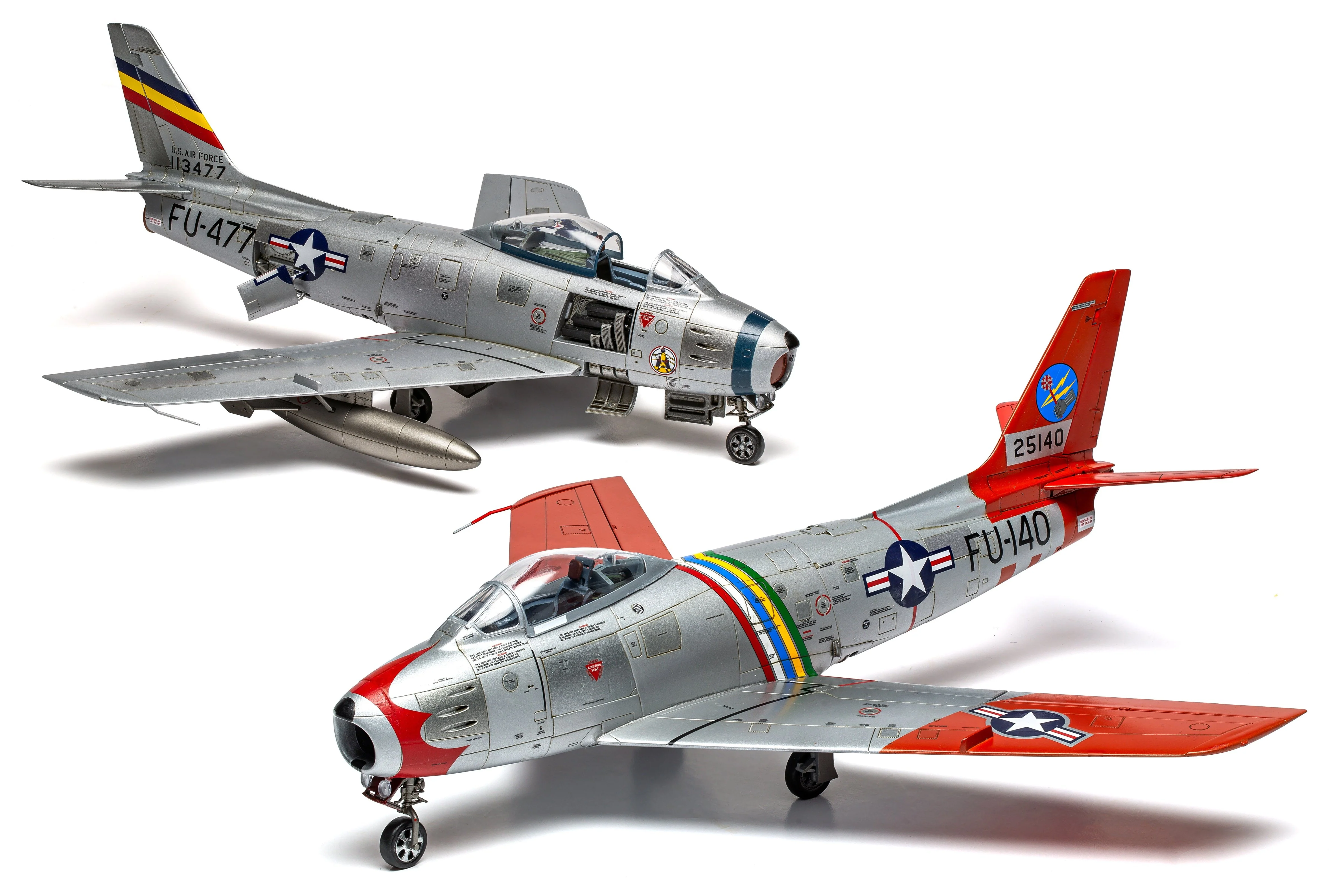A08111 North American F-86F Sabre - Image 6