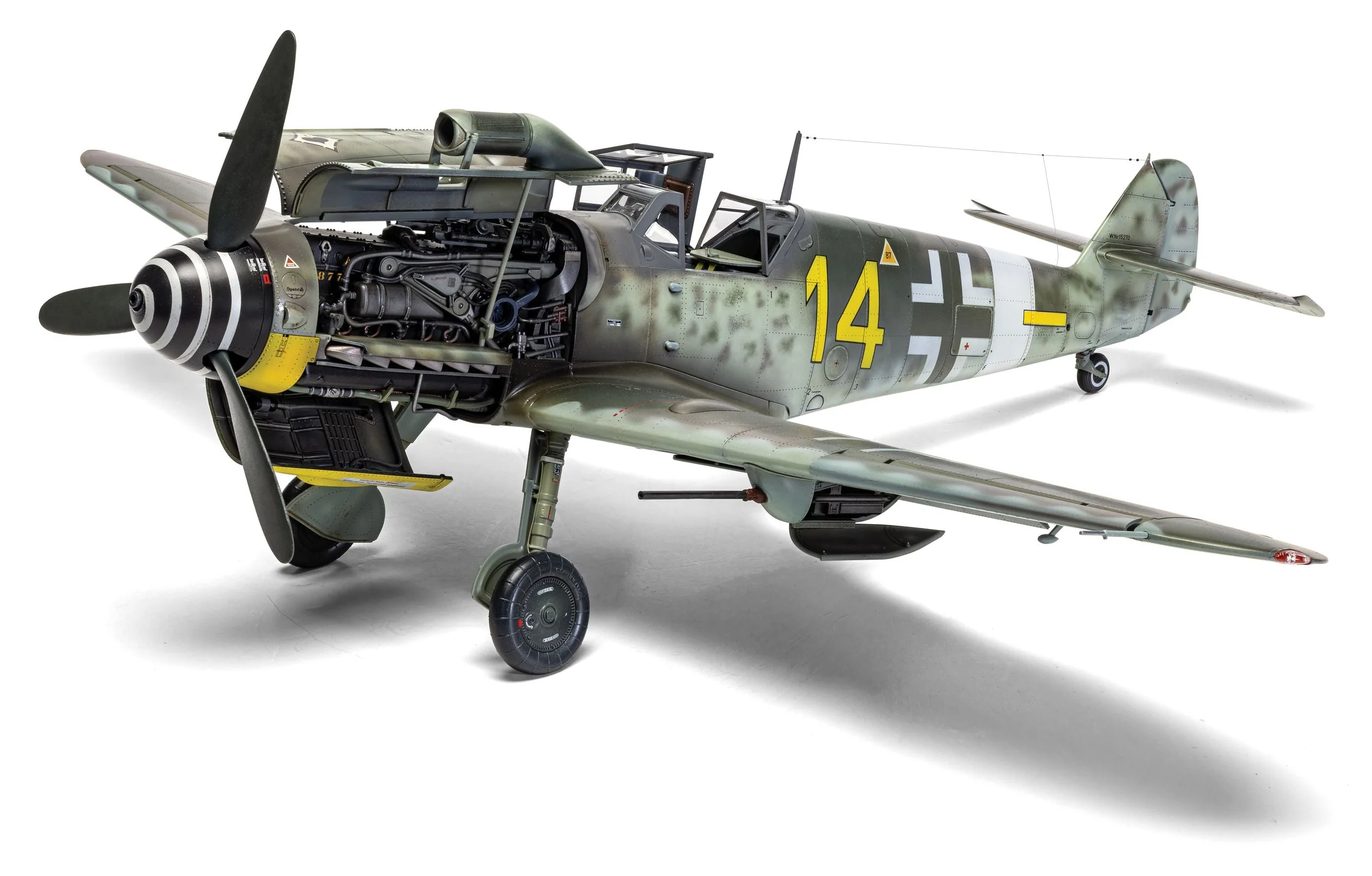 Messerschmitt Bf109G-5/6 Model Kit - Image 2