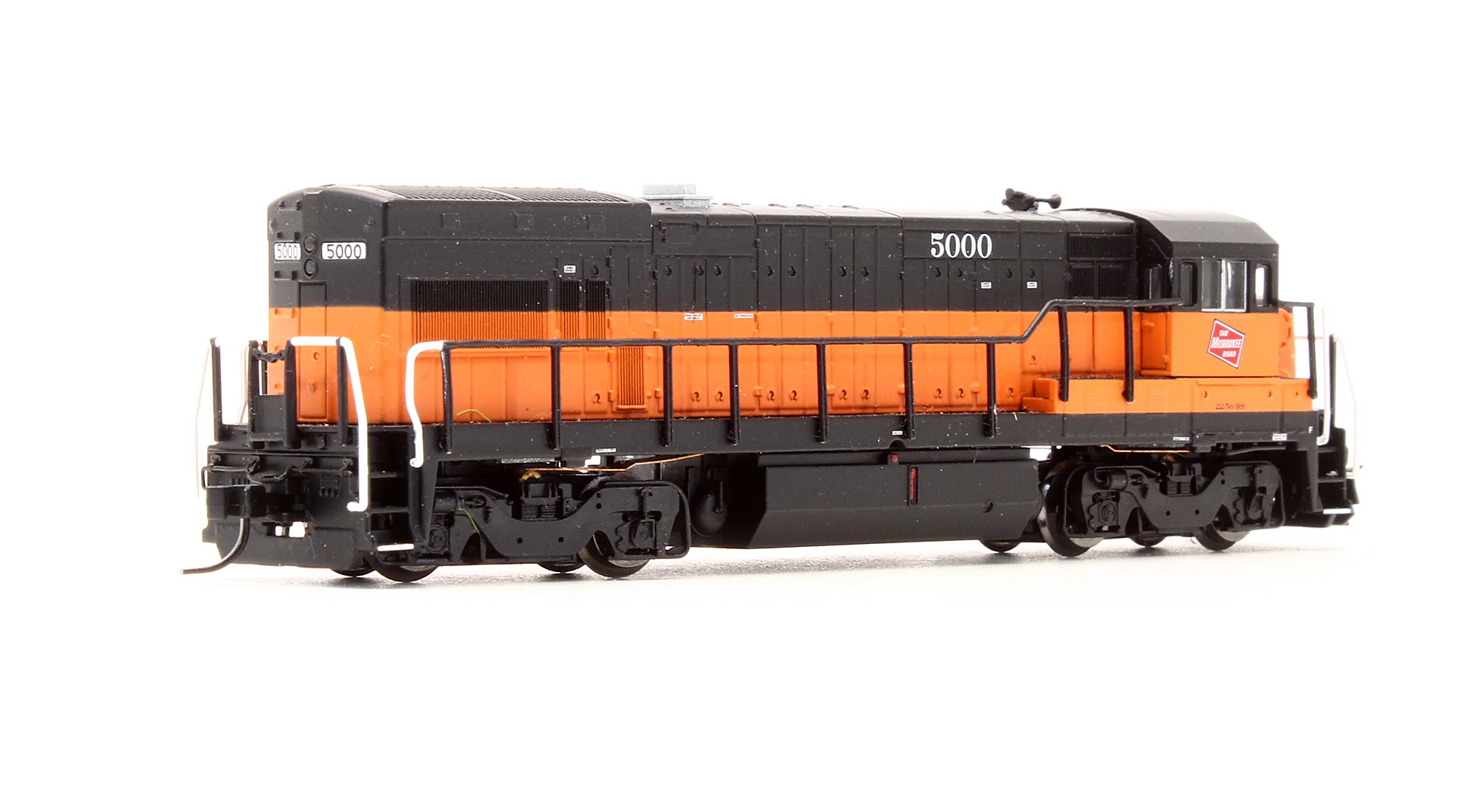 Pre-Owned 45919 U23B Milwaukee Road Diesel Locomotive - Road #5000 - Image 2
