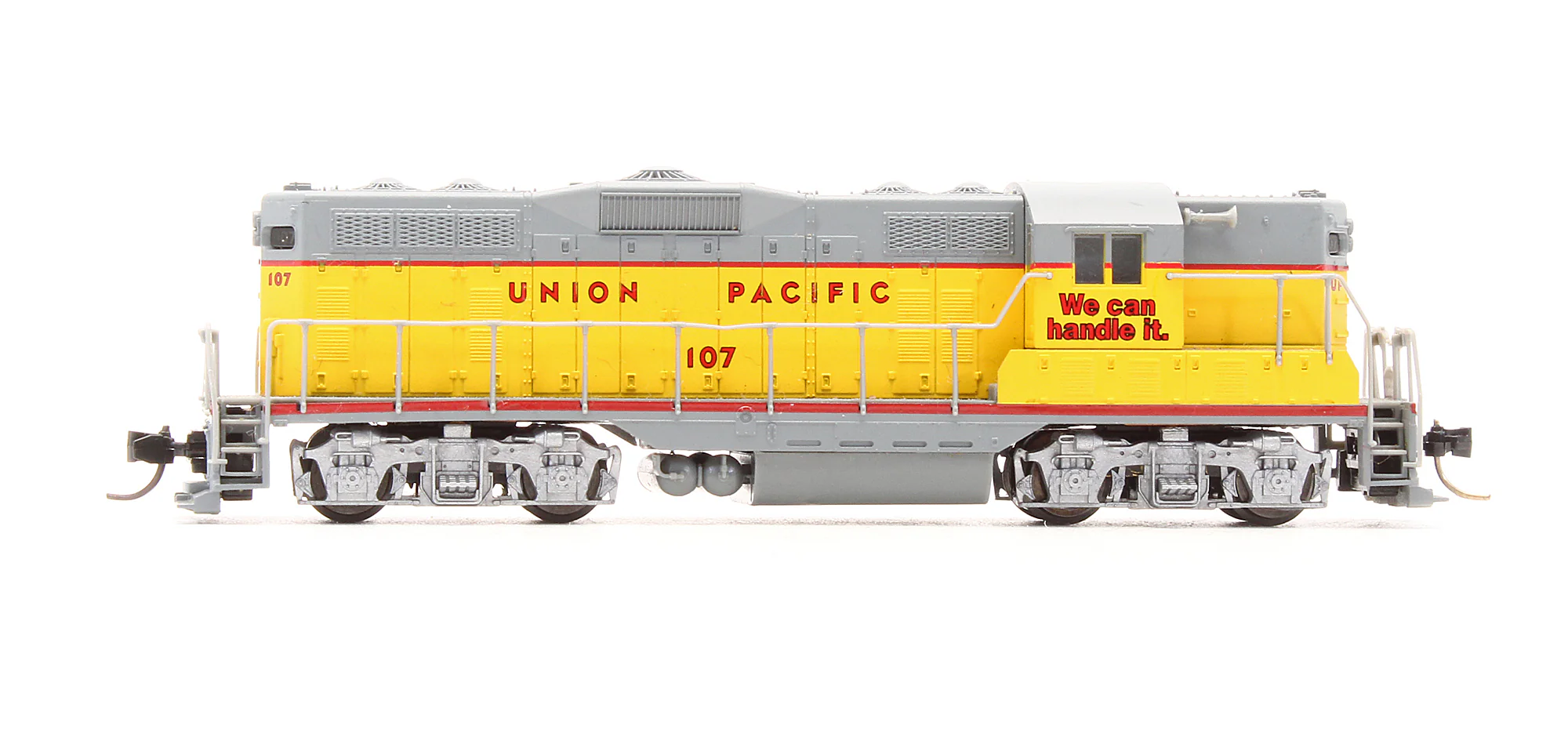 Pre-Owned 48230 GP7 Ph.2 Diesel Locomotive Union Pacific - Road #107 - Image 3