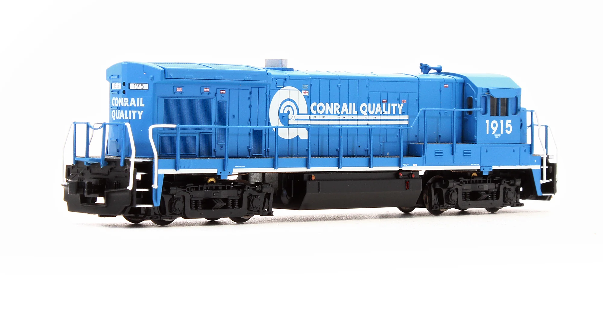 Pre-Owned 49737 B23-7 Diesel Locomotive Conrail Quality - Road #1915 - Image 2