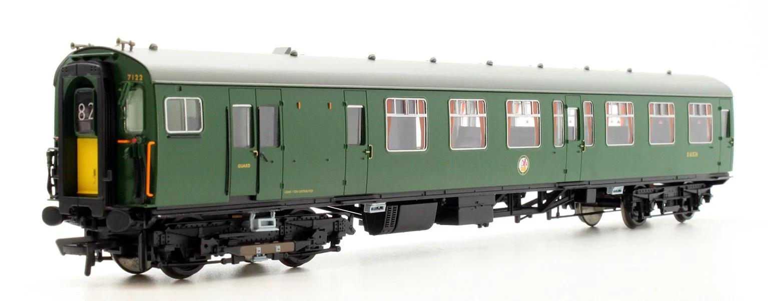 Pre-Owned 31-426B Class 411 4CEP 4 Car EMU 7122 BR(SR) Green Small Yellow Warning Panel - Image 2