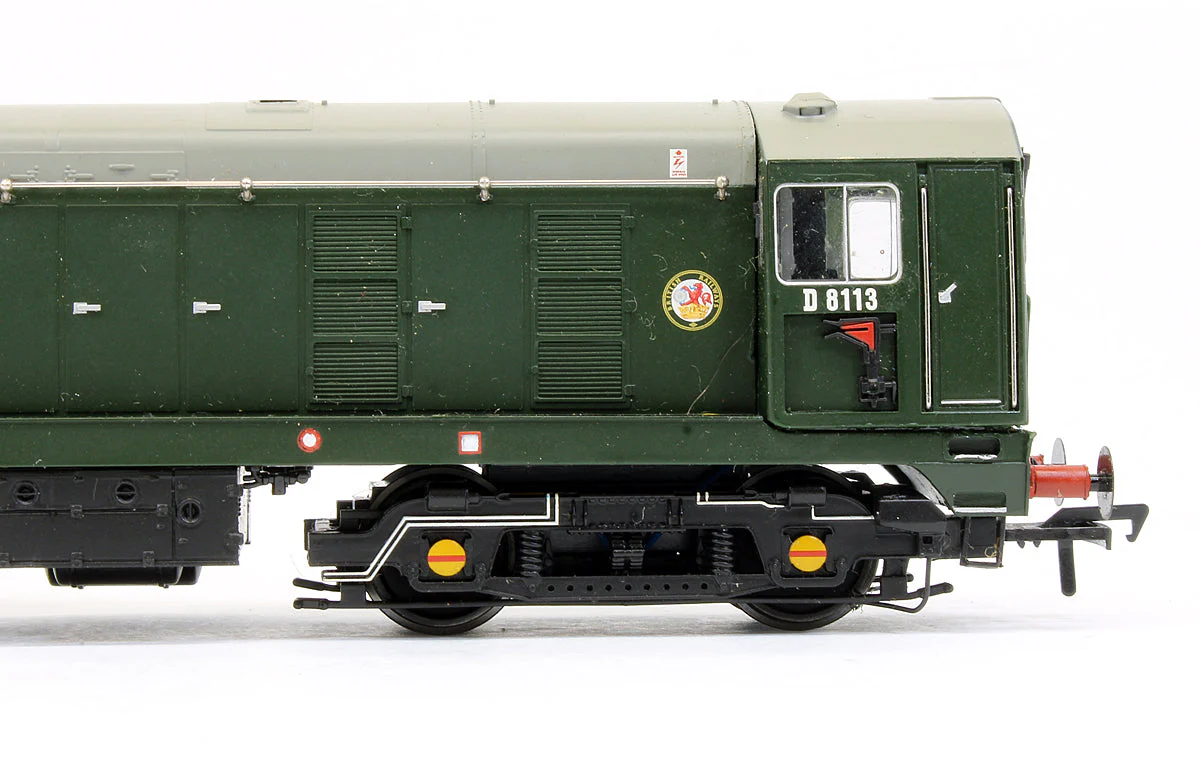 Pre-Owned 32-040DS Class 20 D8113 BR Green With Discs/Tablet Catcher Diesel Locomotive - DCC Ready - Image 4
