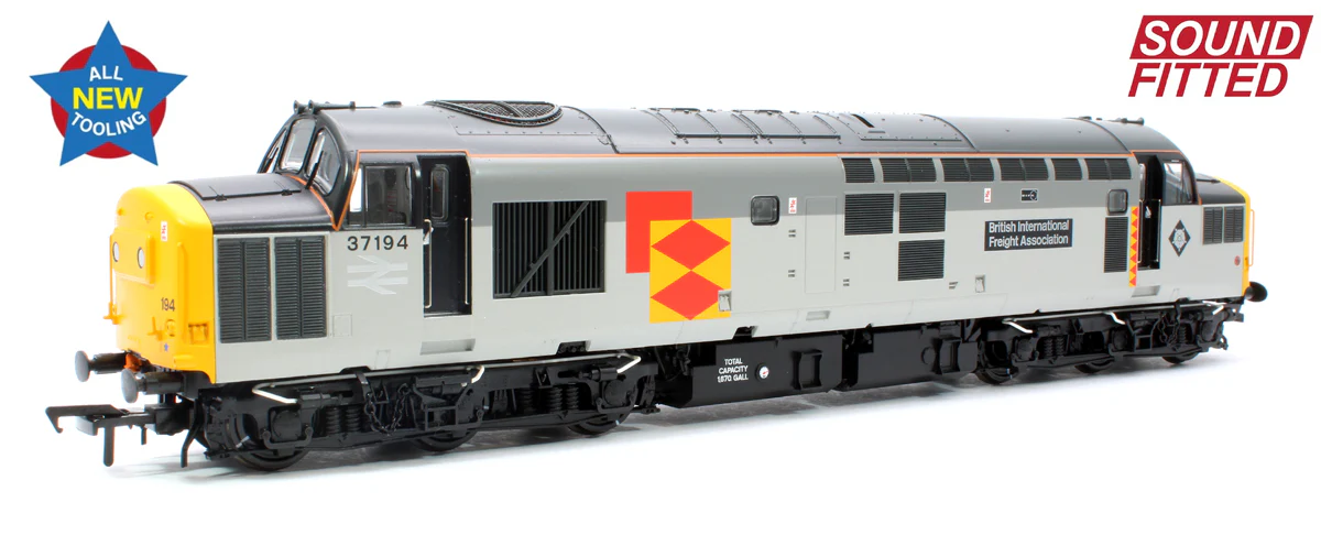 35-307SF Class 37/0 Centre Headcode 37194 'British Int. Freight Assoc.' BR RF Diesel Locomotive (DCC Sound)
