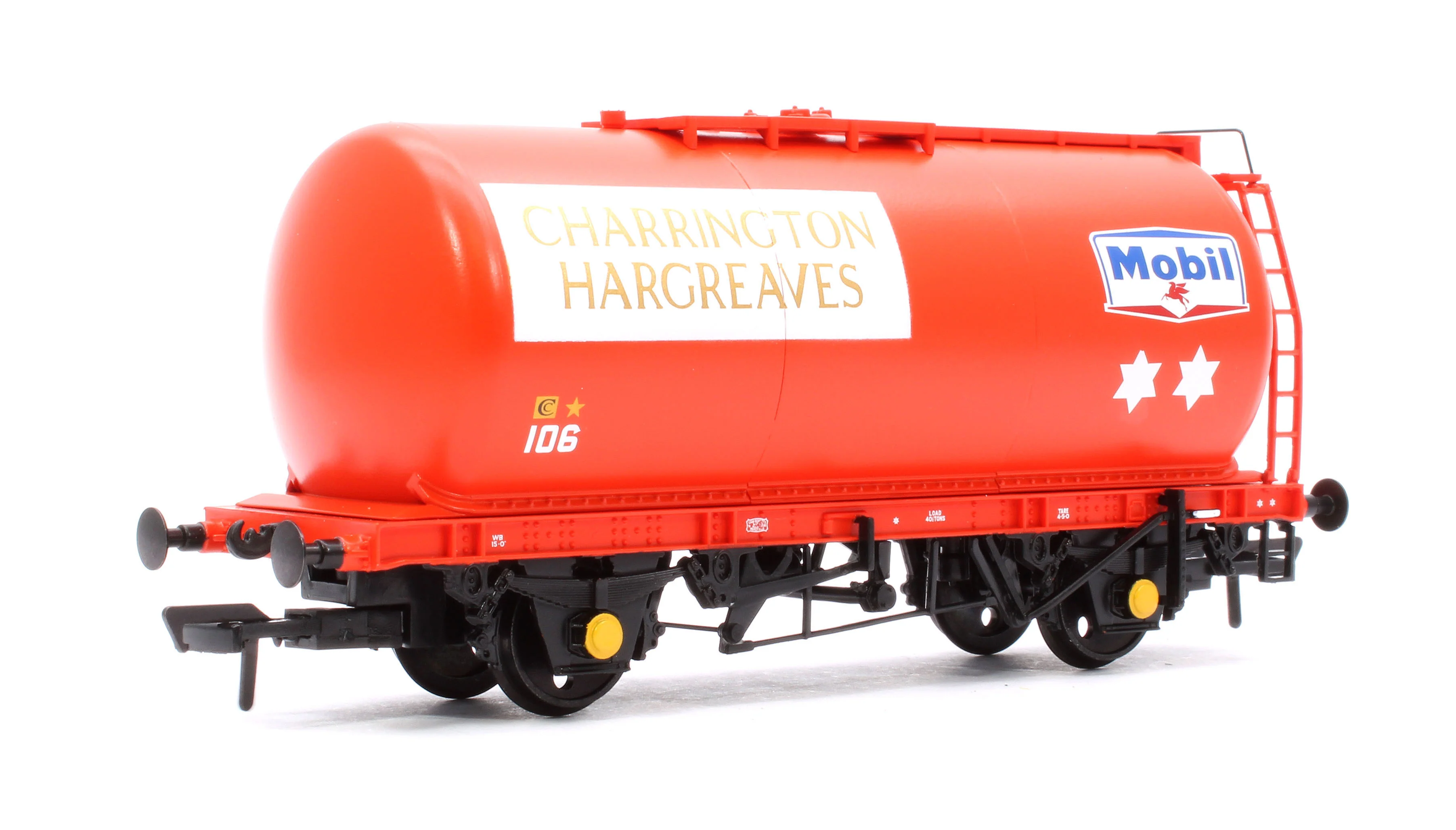 37-592 BR 45T TTA Tank Wagon 'Charrington Hargreaves/Mobil' Red No.106
