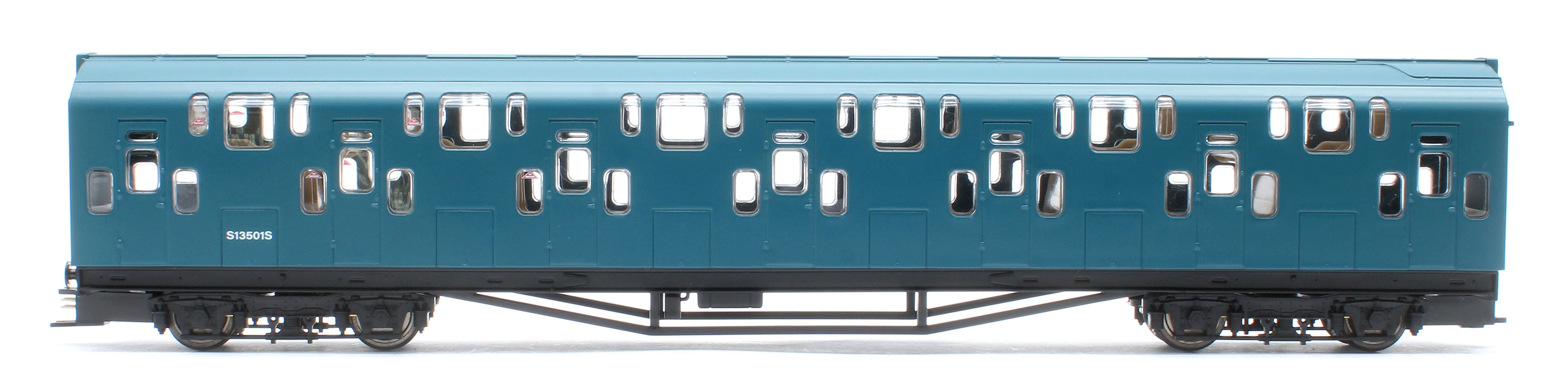 KRM-4DD-OO-F-1-B Bulleid Class 4DD Double Decker 4 Car EMU 4001/4901 BR Blue with Full Yellow Ends - DCC Fitted - Image 8