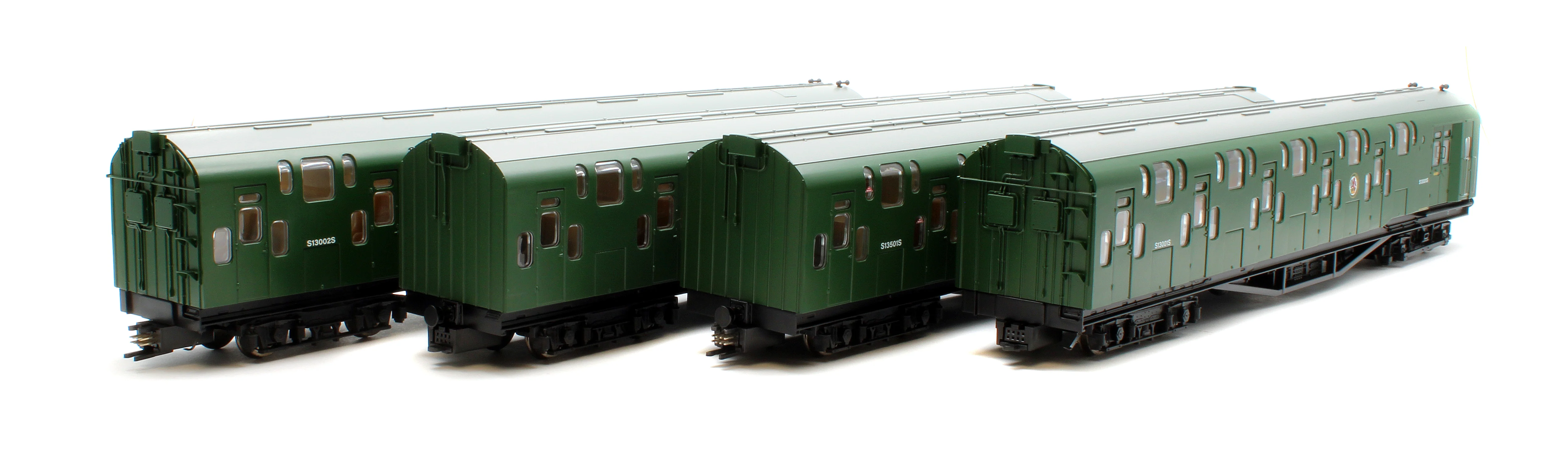 KRM-4DD-OO-S-1-G1 Bulleid Class 4DD Double Decker 4 Car EMU 4001/4901 BR Green with Small Yellow Ends - Sound Fitted - Image 2