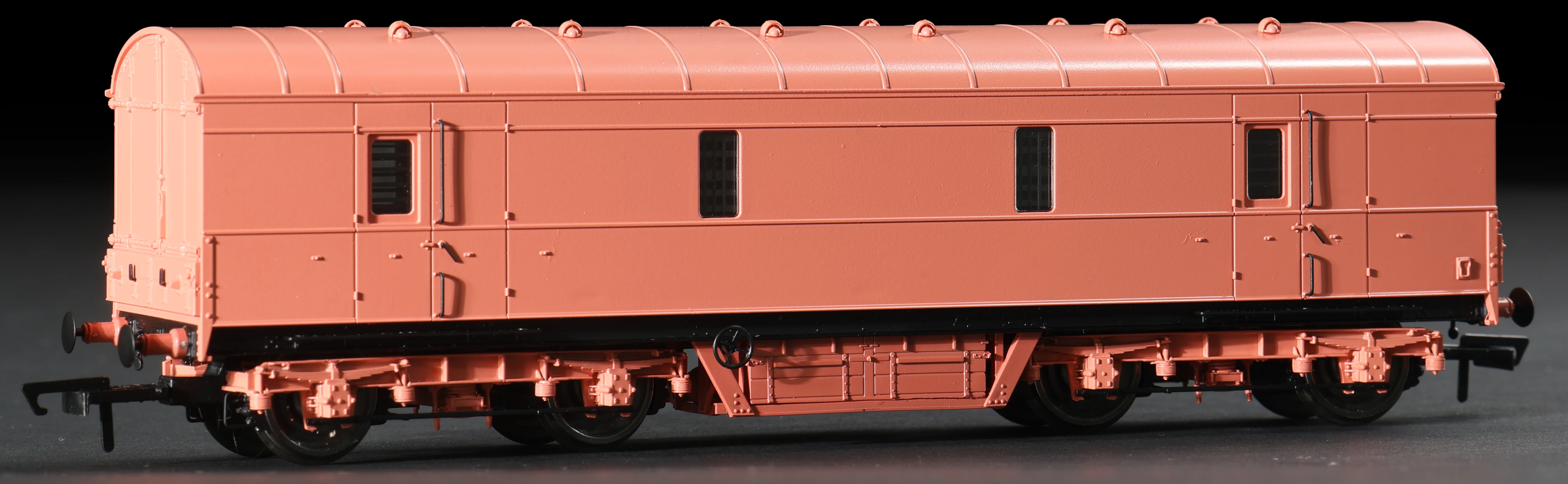 C2023 LMS 42ft GUV Parcels Van BR Blue 37911 - Image 9