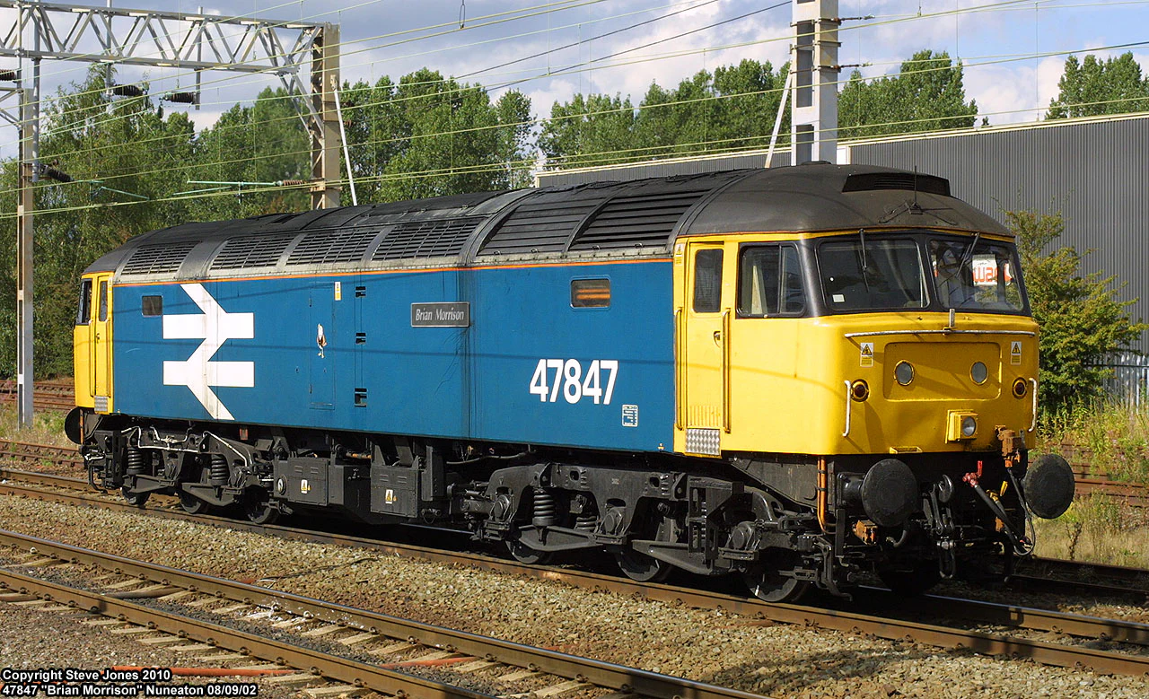 Class 47 BR Blue/Large Logo Cross Country Farewell No.47840/847 Diesel Locomotive Twin Pack - DCC Sound - Image 5