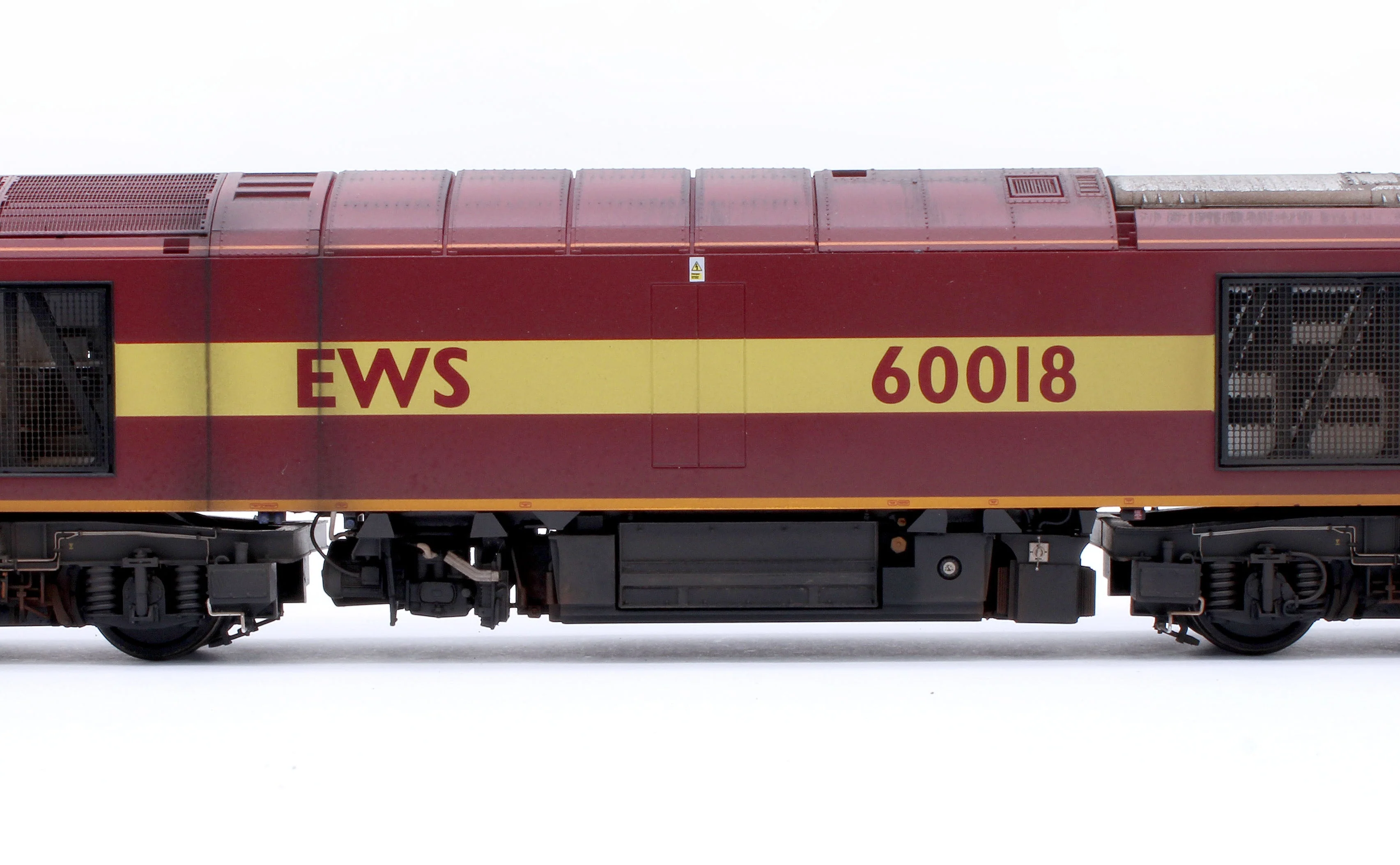 Pre-Owned Highly Detailed Premium Weathered Class 60 018 EWS Diesel Electric Locomotive - DCC Sound - Image 7