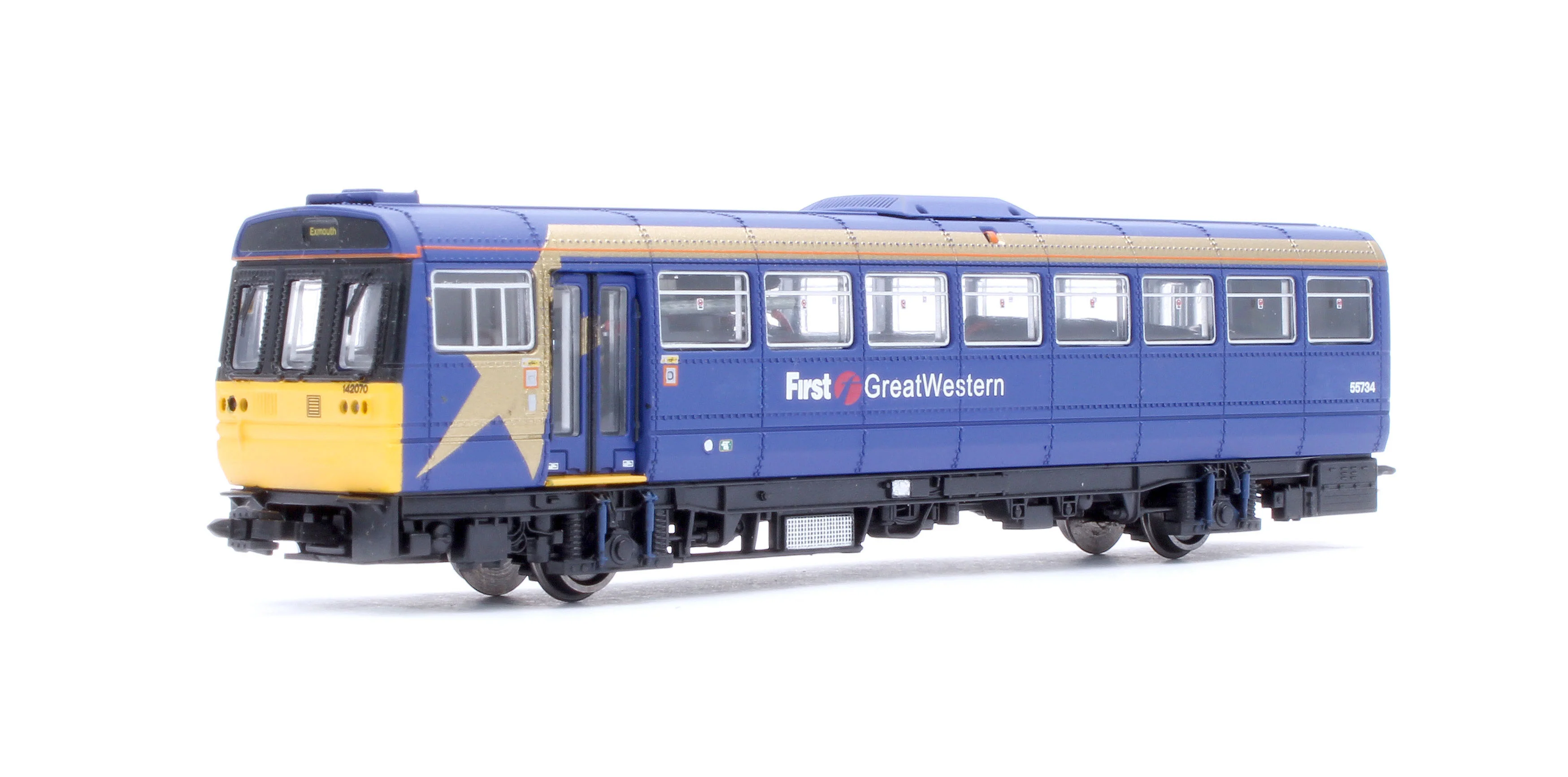 2D-142-009D Class 142 First Great Western Blue/Gold DMU 142070 - DCC Fitted - Image 8