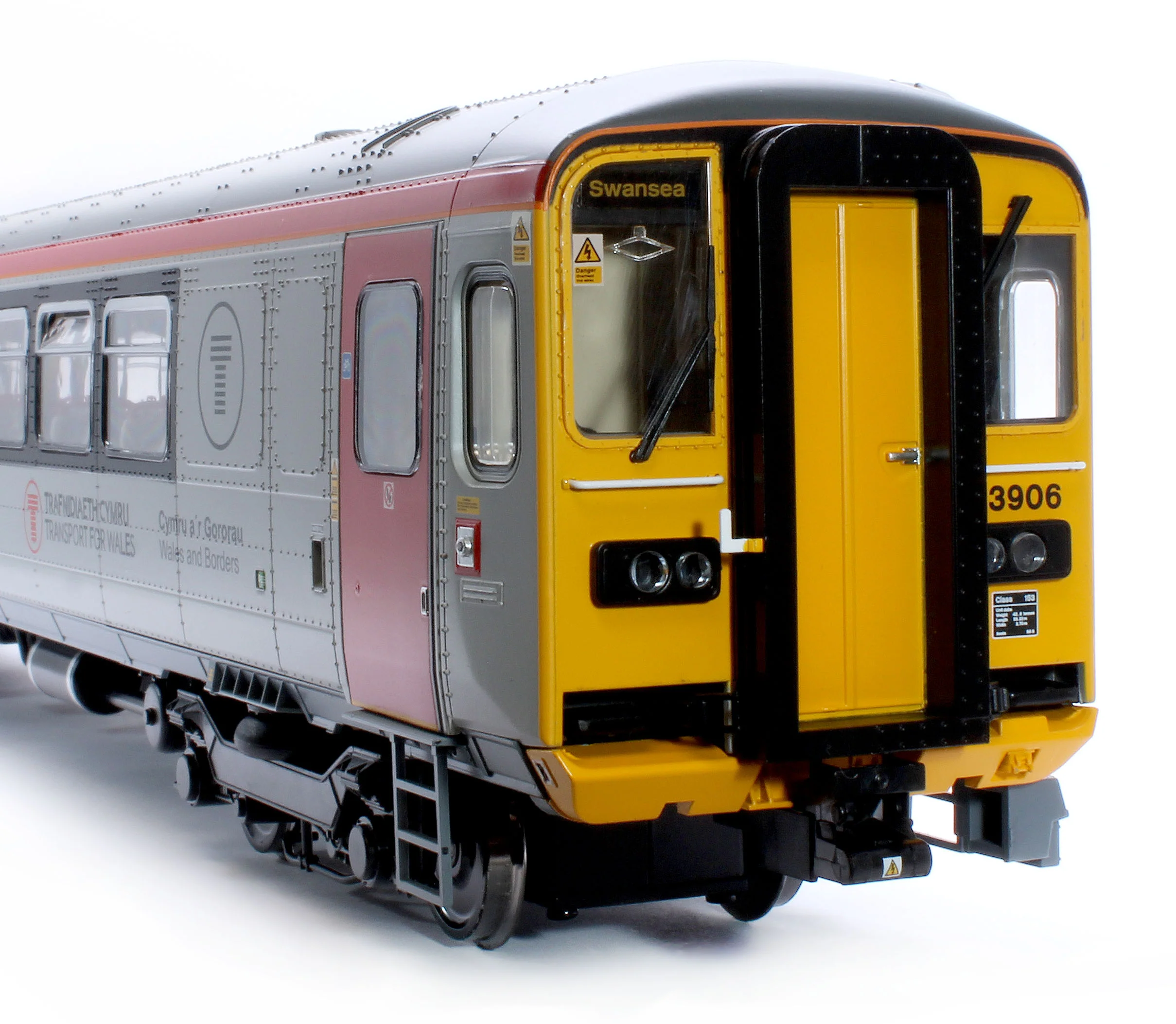 53273 Class 153 Transport for Wales Grey/Red 153906 Diesel Locomotive - DCC Sound - Image 8