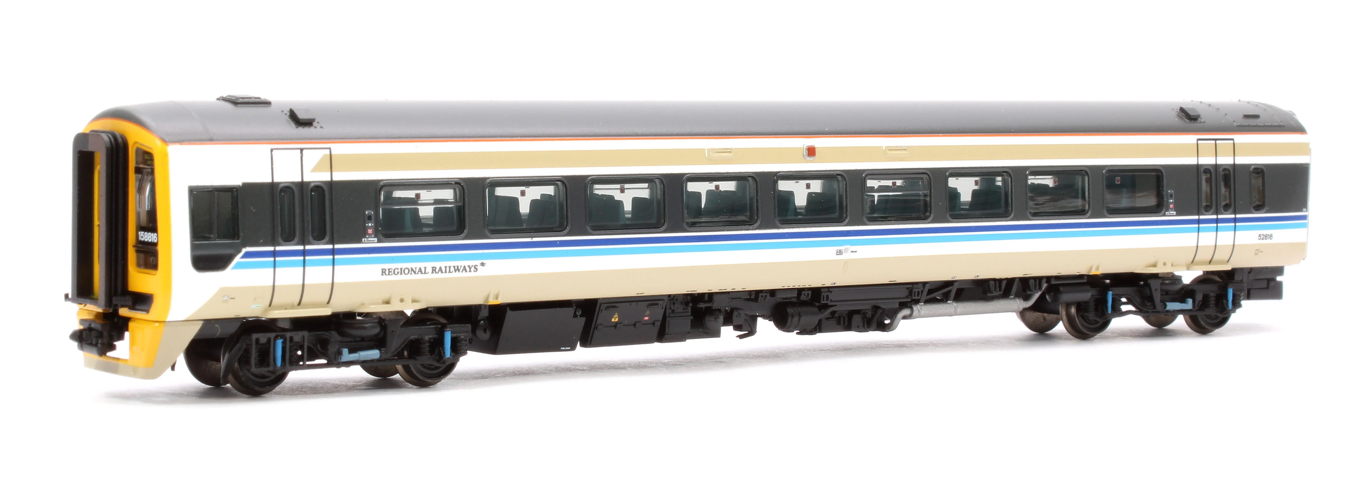 371-850A Class 158 2-Car DMU 158816 BR Regional Railways - Image 2
