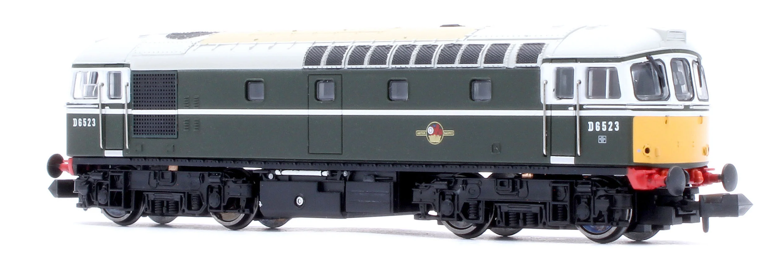2D-001-010 Class 33/0 D6523 BR Green Small Yellow Panels Diesel Locomotive - Image 3