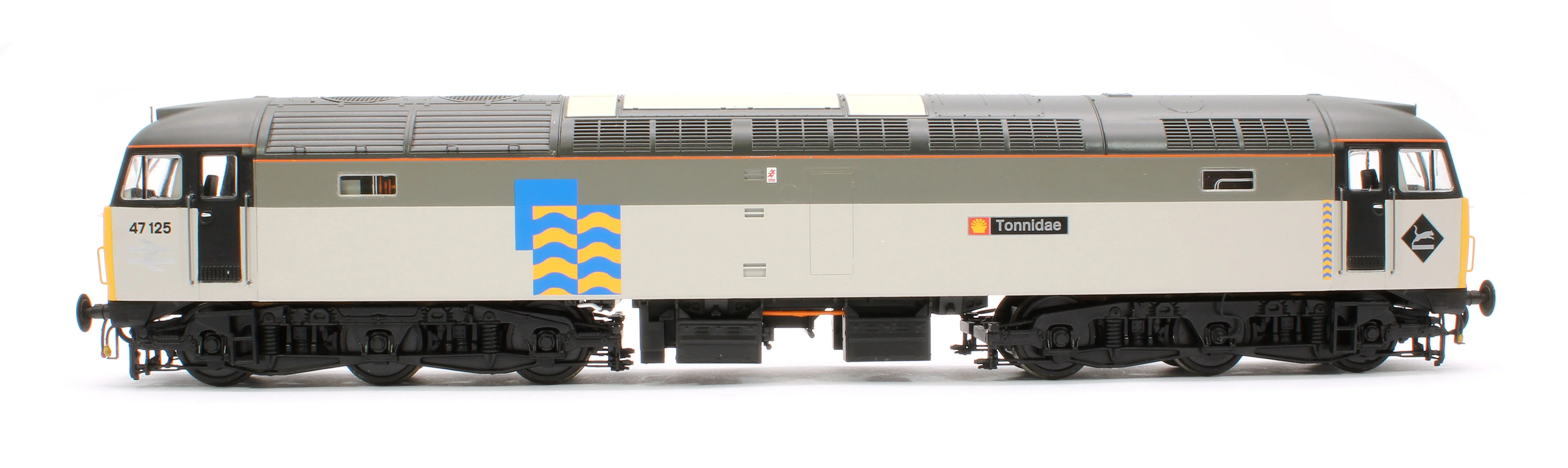 47233 Class 47 125 'Tonnidae' Railfreight Petroleum Diesel Locomotive - DCC Sound - Image 5