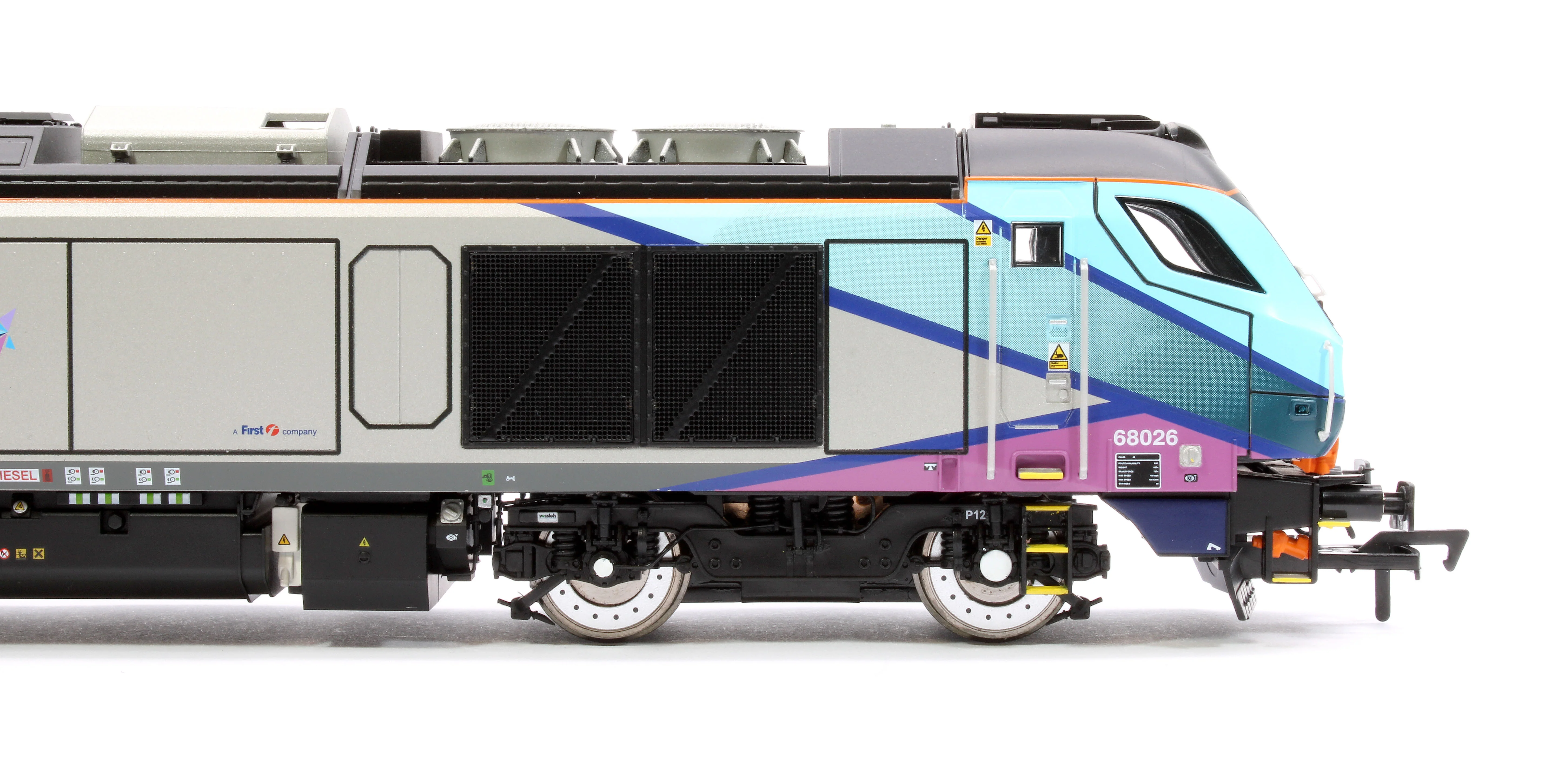 4D-022-024D Class 68 "Enterprise" 68026 Transpenine Express Diesel Locomotive - DCC Fitted - Image 8