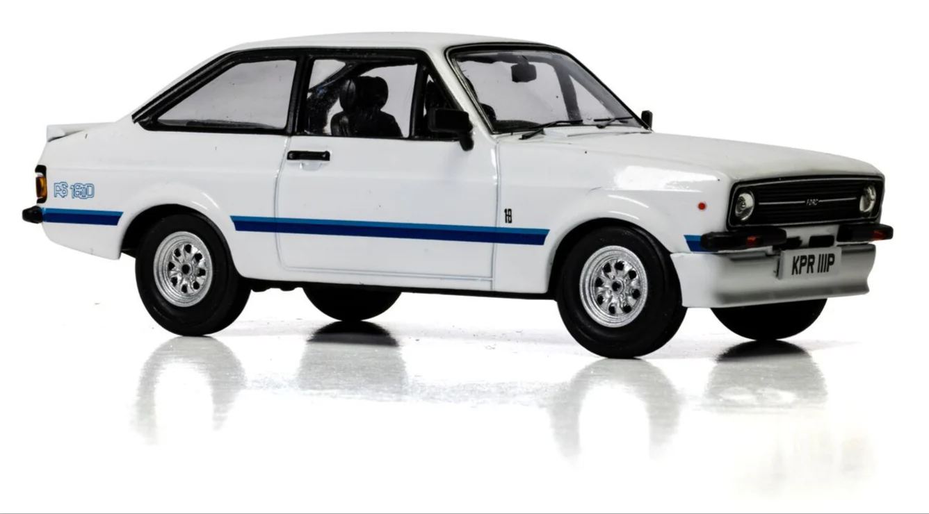 Ford Escort Mk2 RS1800 - Diamond White - Image 2