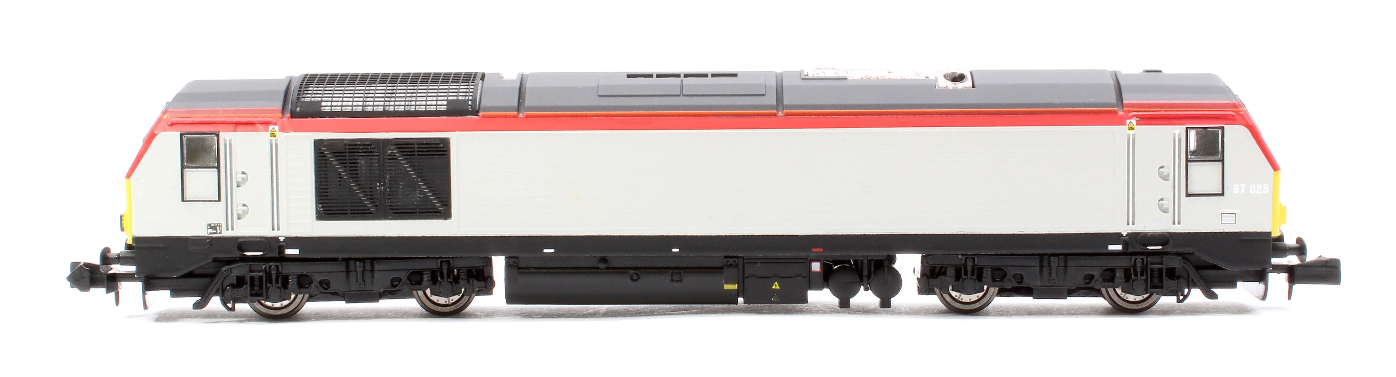 2D-010-013D Class 67 Transport For Wales 67025 Diesel Locomotive - DCC Fitted - Image 5