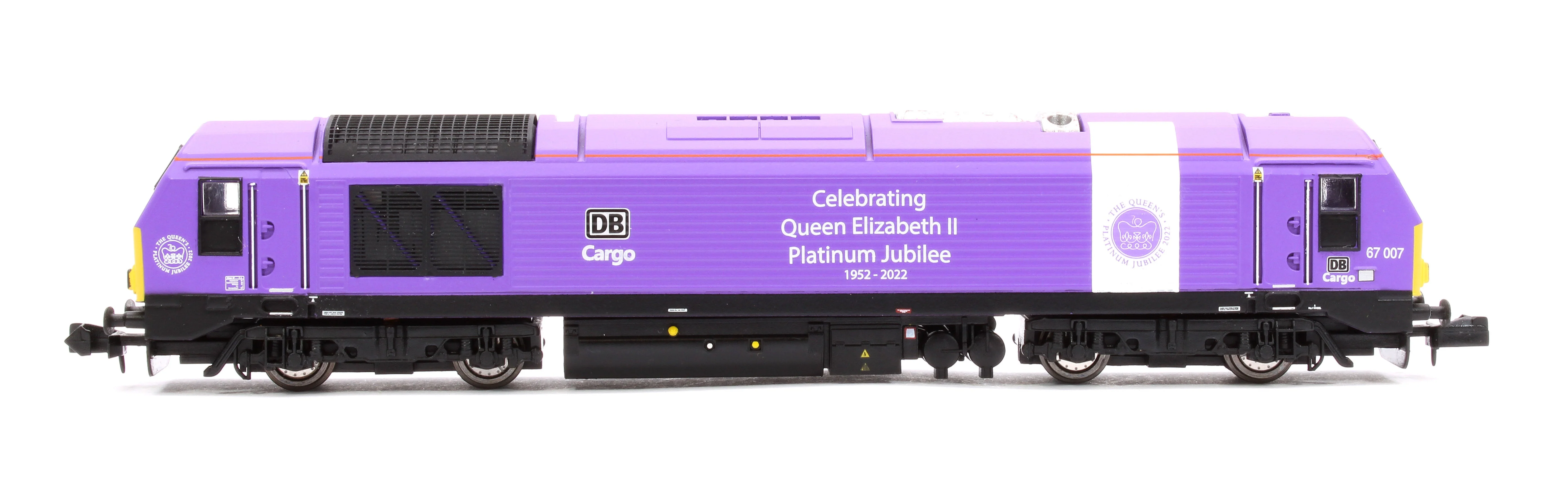 Pre-Owned 2D-010-016 Class 67 DB Cargo 'Celebrating Queen Elizabeth II Platinum Jubilee' 67007 Diesel Locomotive - Image 5