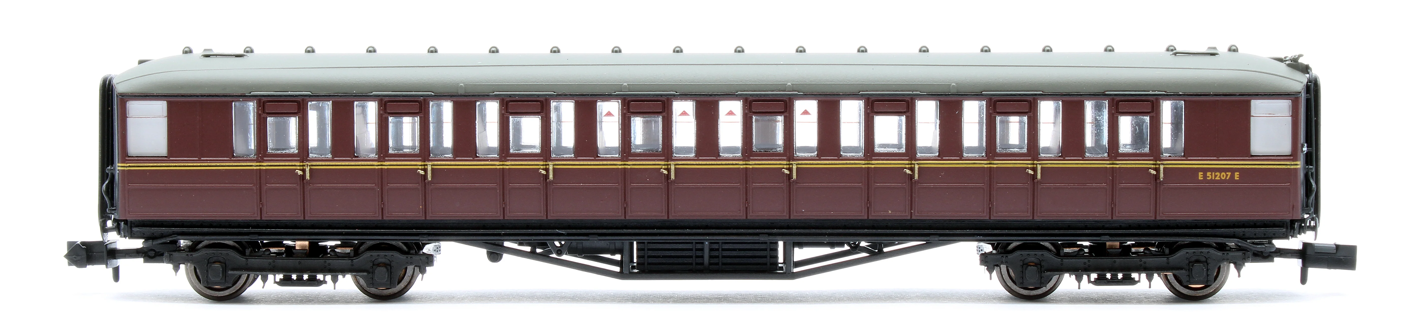 2S-008-018D A4 Dominion of New Zealand 60013 BR Late Crest & 4 Gresley Coaches - DCC Fitted - Image 13