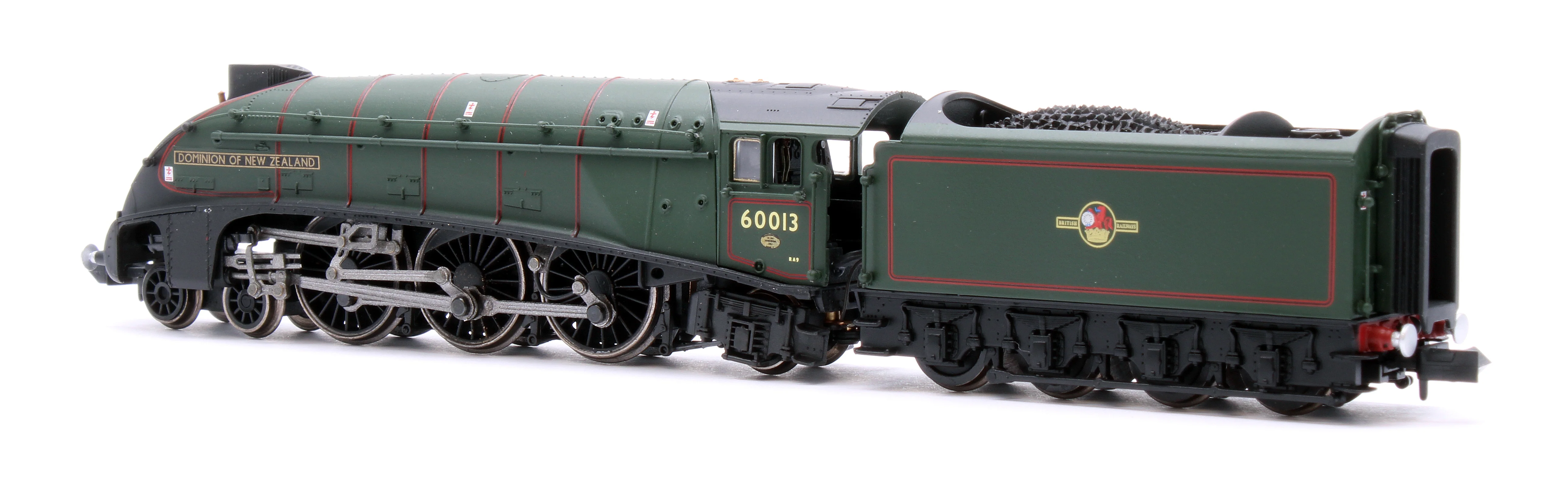 2S-008-018D A4 Dominion of New Zealand 60013 BR Late Crest & 4 Gresley Coaches - DCC Fitted - Image 5