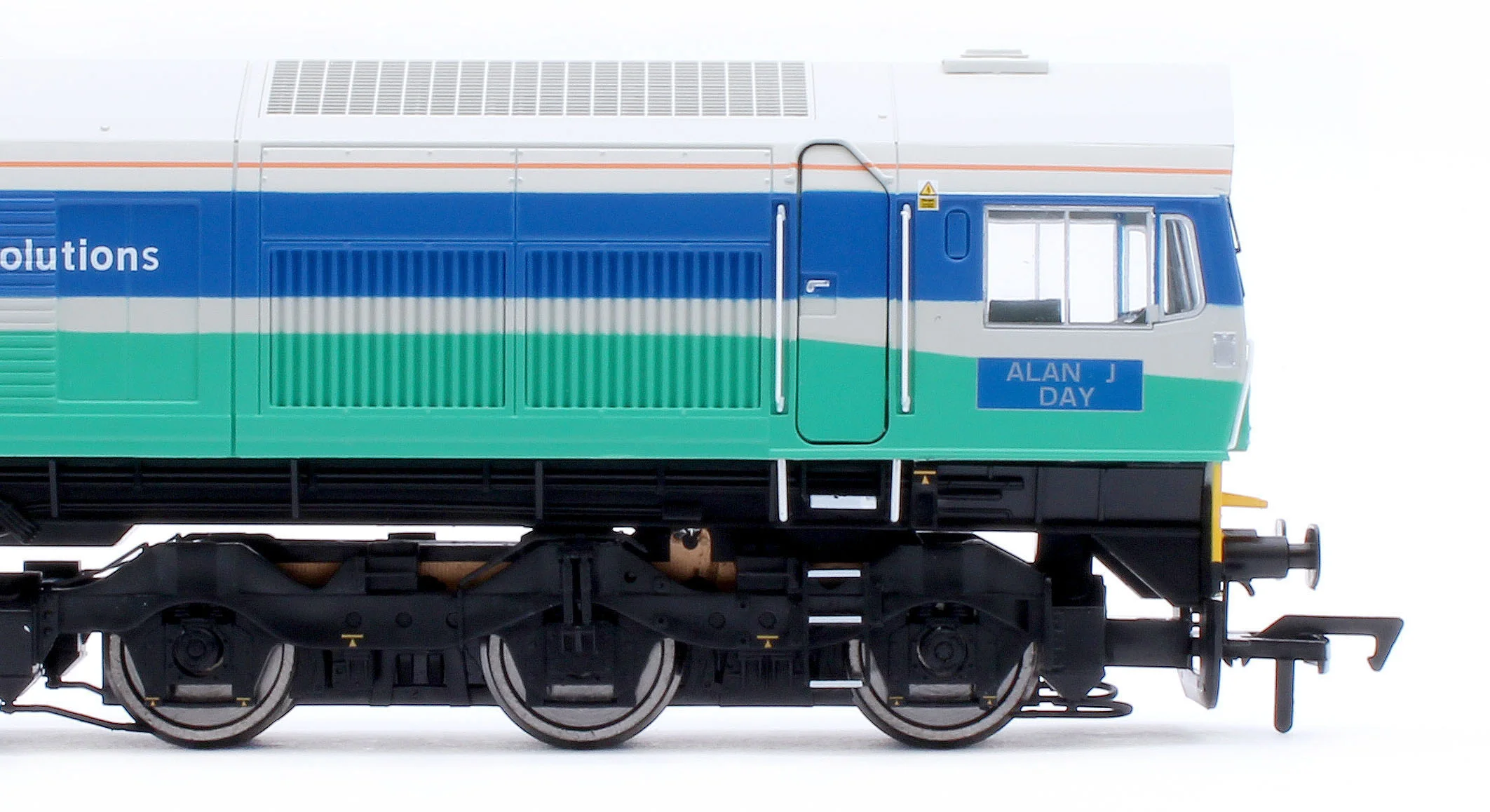 Class 59 Aggregate Industries 59002 Alan J Day Diesel Locomotive - DCC Sound - Image 8