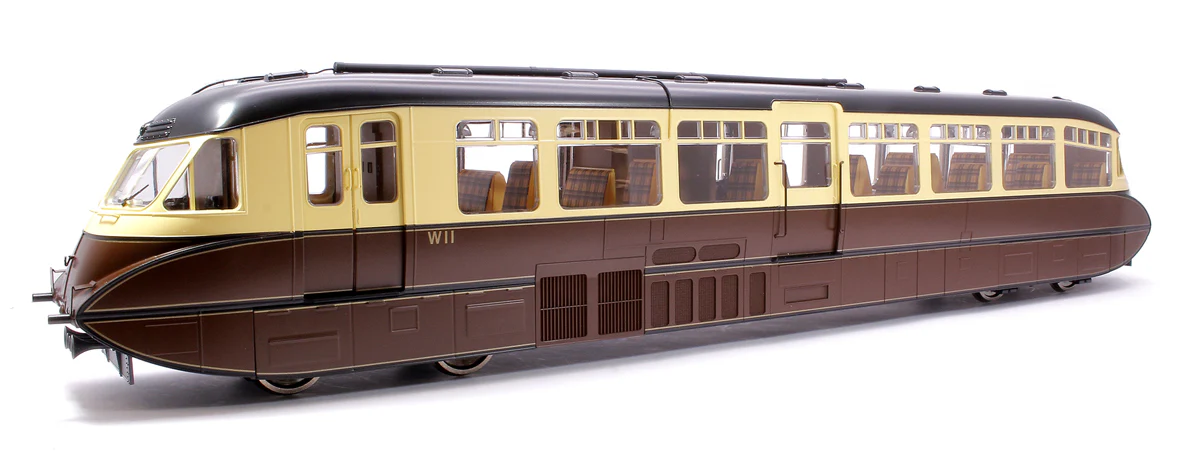 7D-011-004 Streamlined Railcar W11 BR Lined Chocolate & Cream Diesel Locomotive - Image 3
