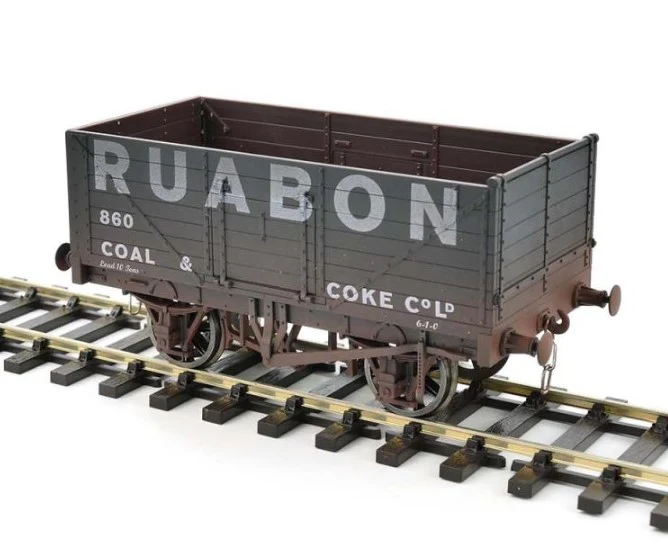 7F-071-031W 7 Plank Wagon Ruabon 860 - Weathered