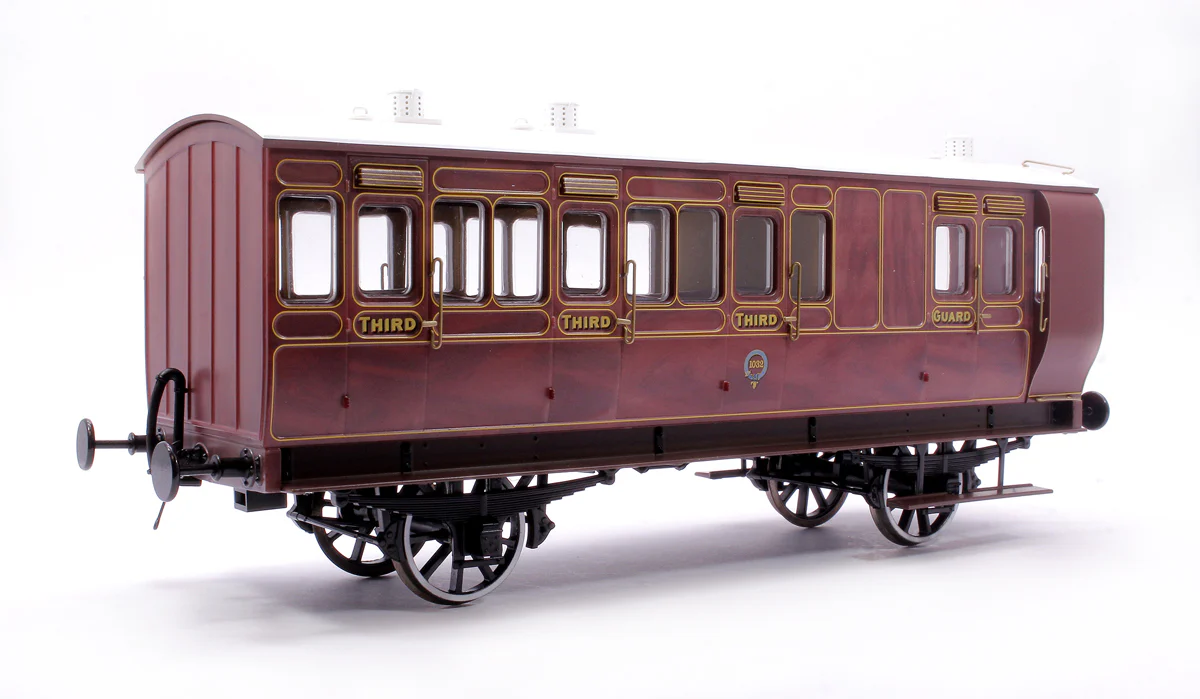 Stroudley 4 Wheel Main Line Oil Lit Brake 3rd Mahogany 1032 DCC LBF - Image 3