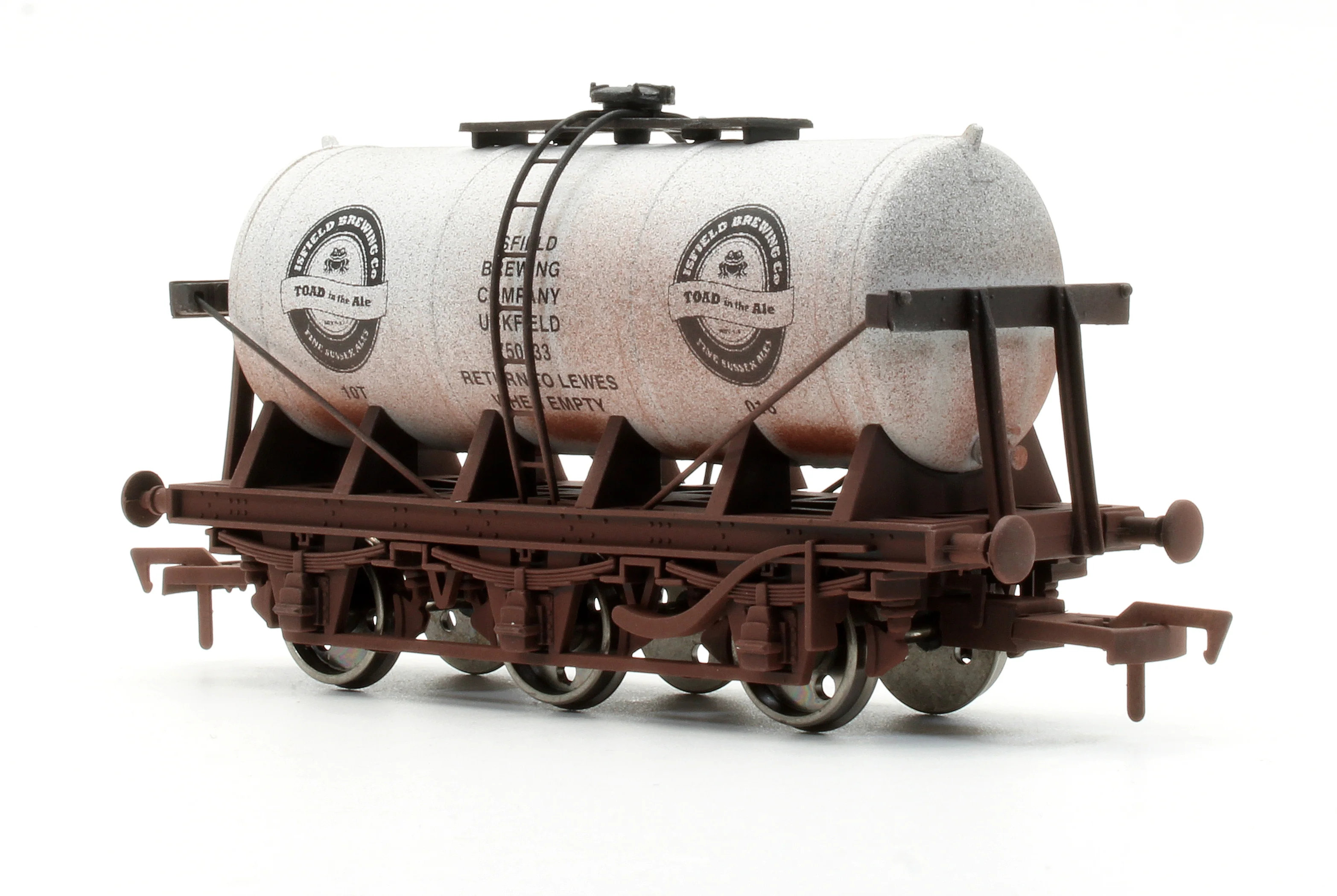 Pre-Owned 6 Wheel 10T No.016 Tank Wagon 'Isfield Brewing Co - Toad in the Ale' - Weathered (Limited Edition for Simply Southern) - Image 2