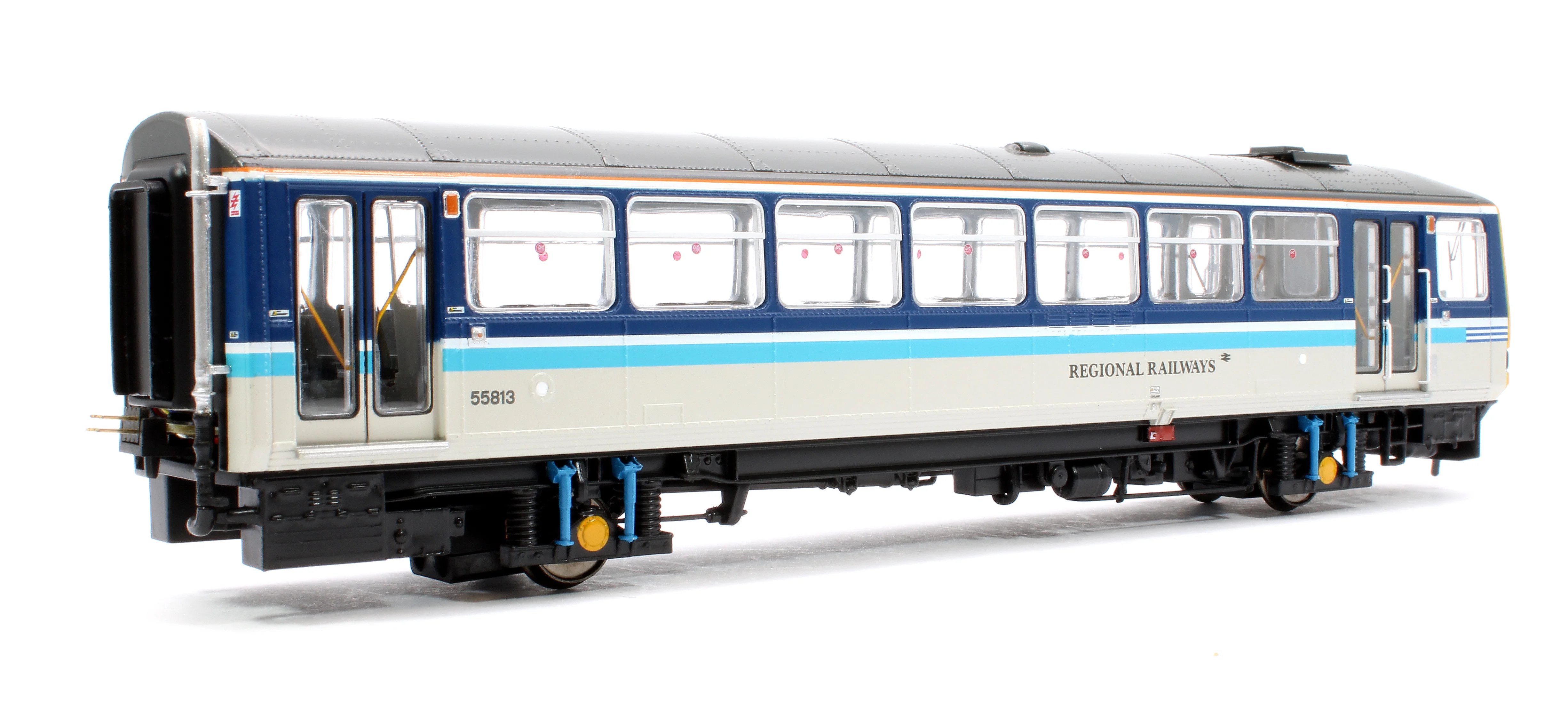 E83032 Class 144 2-Car DMU 144013 BR Regional Railways - Image 3