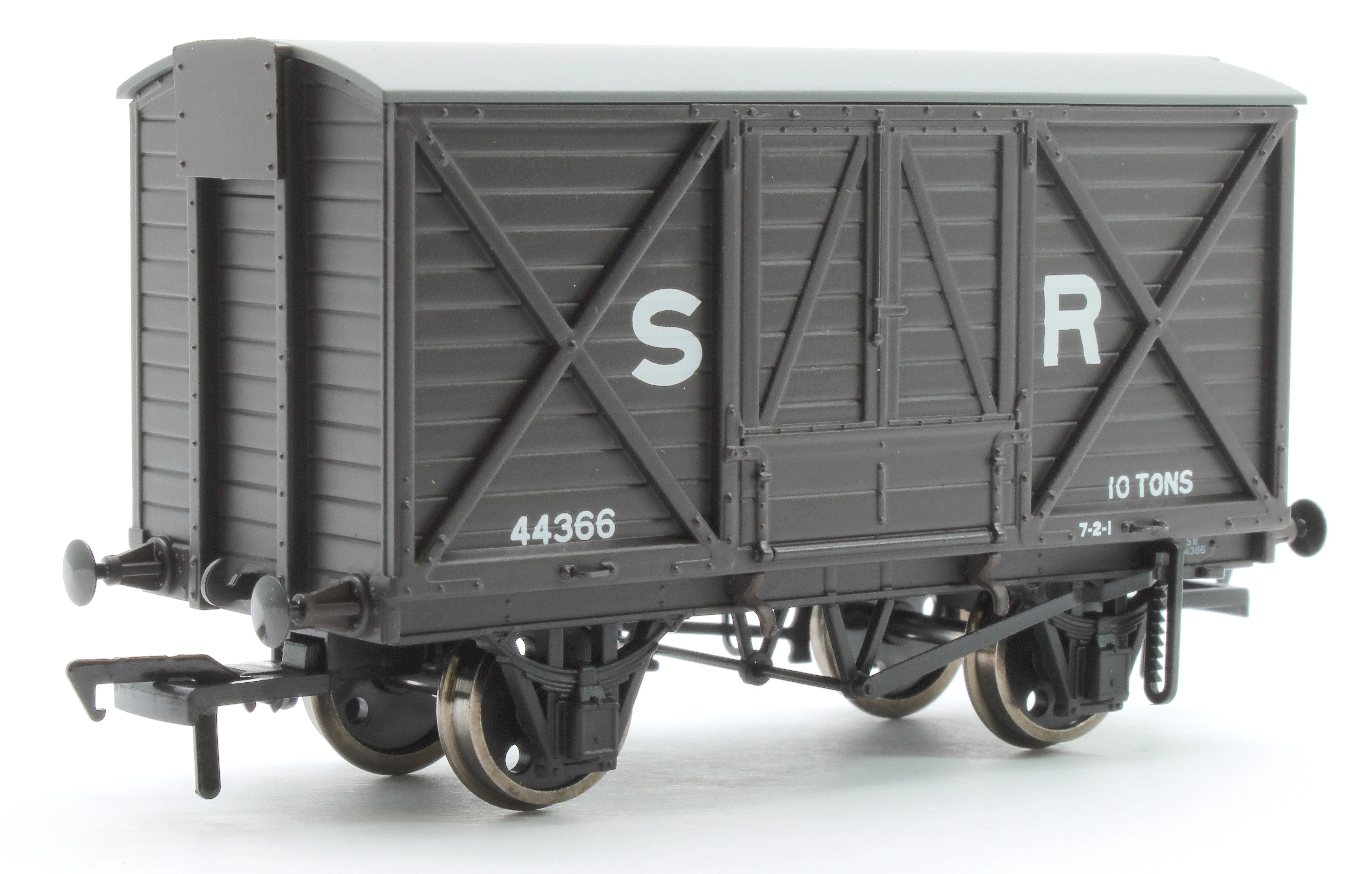 E87056 LSWR 10T Ventilated Van SR Brown (Early) 44366