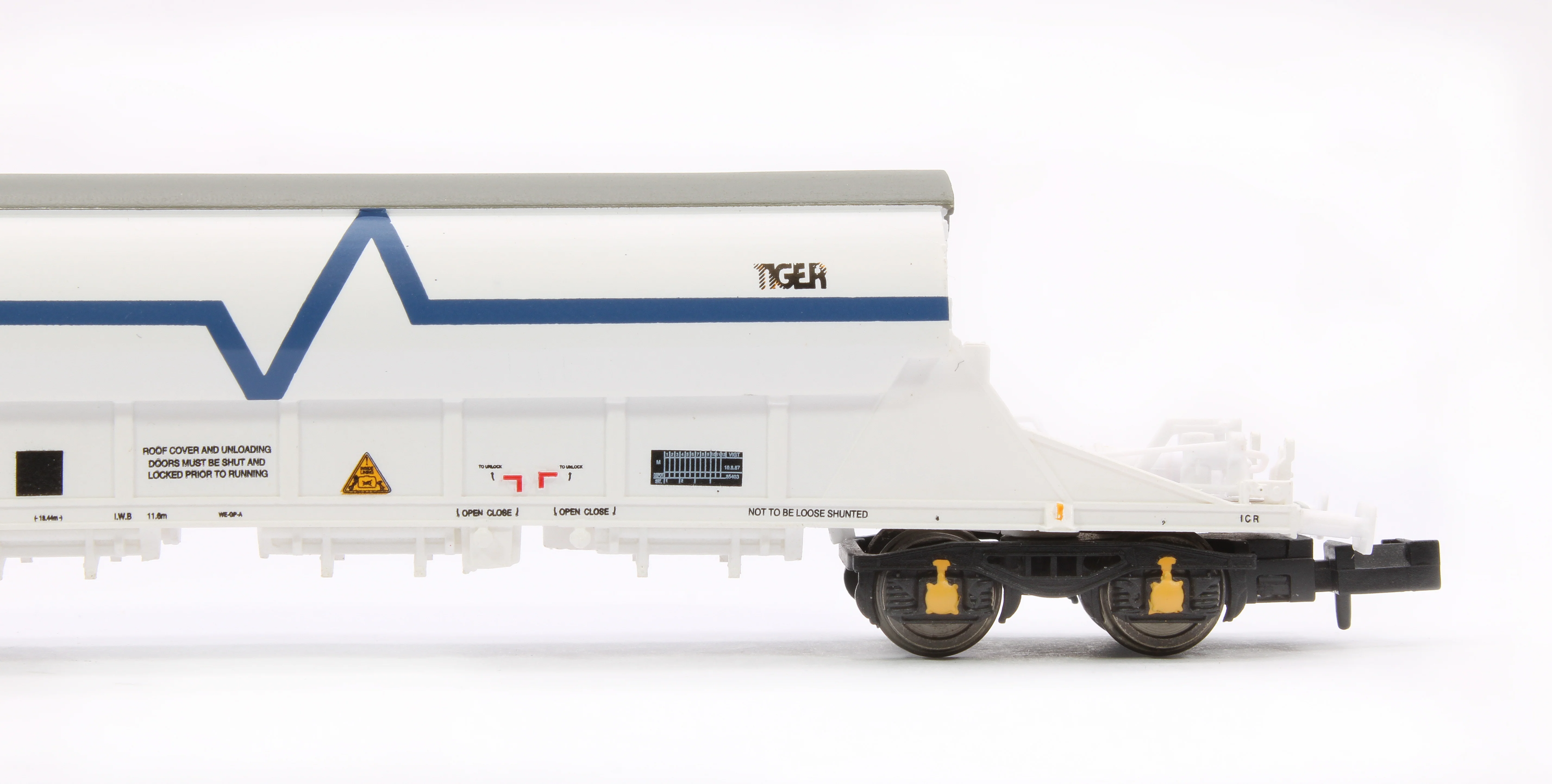 E87533 PBA Tiger TRL 11612 ECC International White - Image 5