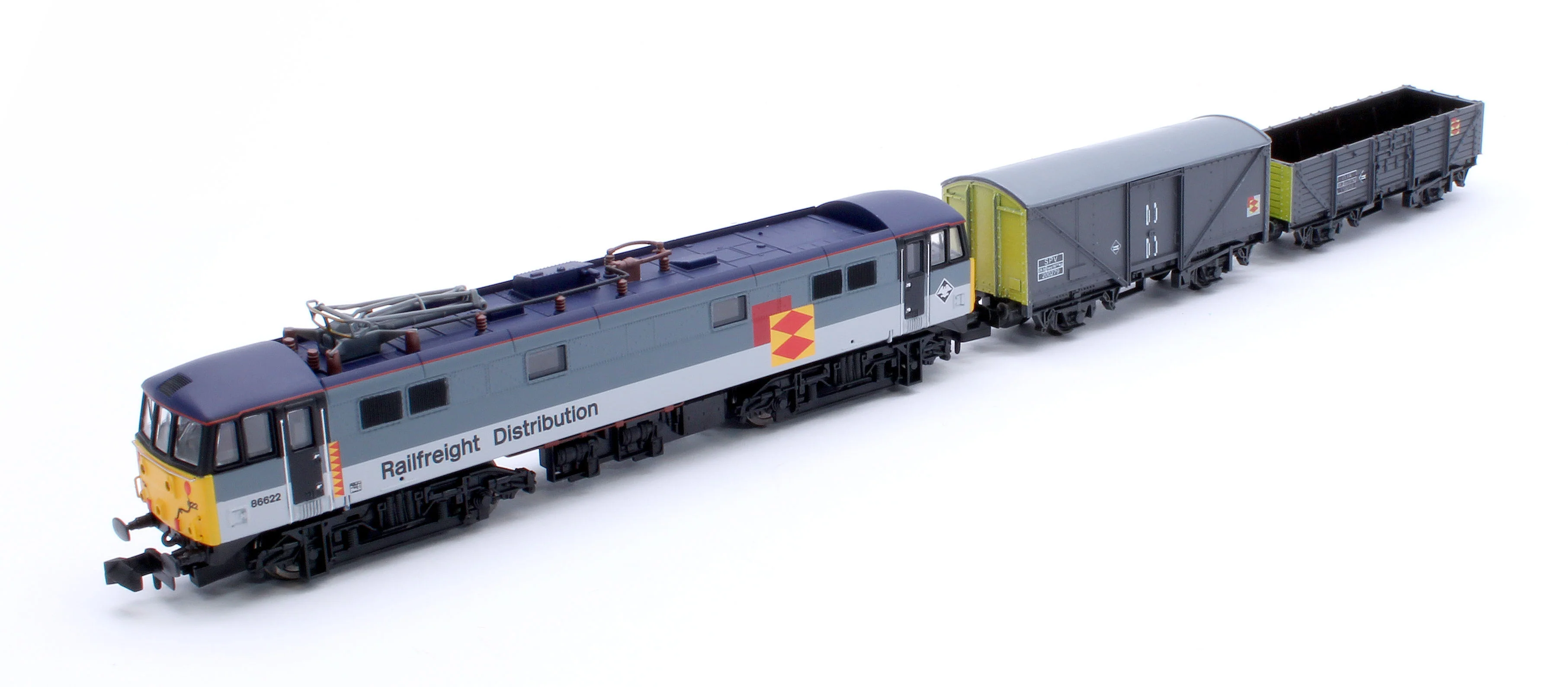 Electric Freight Premium Train Set - Image 11
