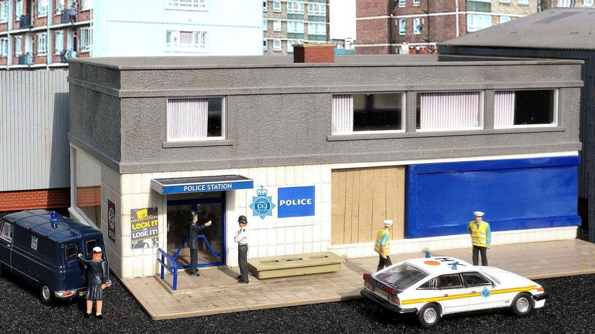 GM434 Fordhampton Police Station Building Kit - Image 2