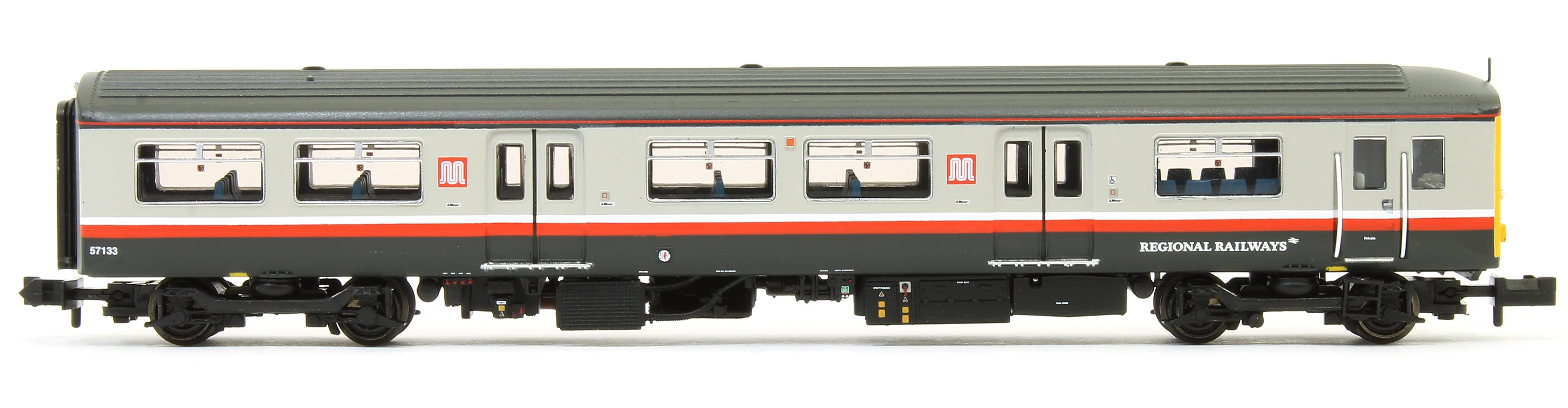 371-336 Class 150/1 2-Car DMU 150133 BR GMPTE (Regional Railways) - Image 4
