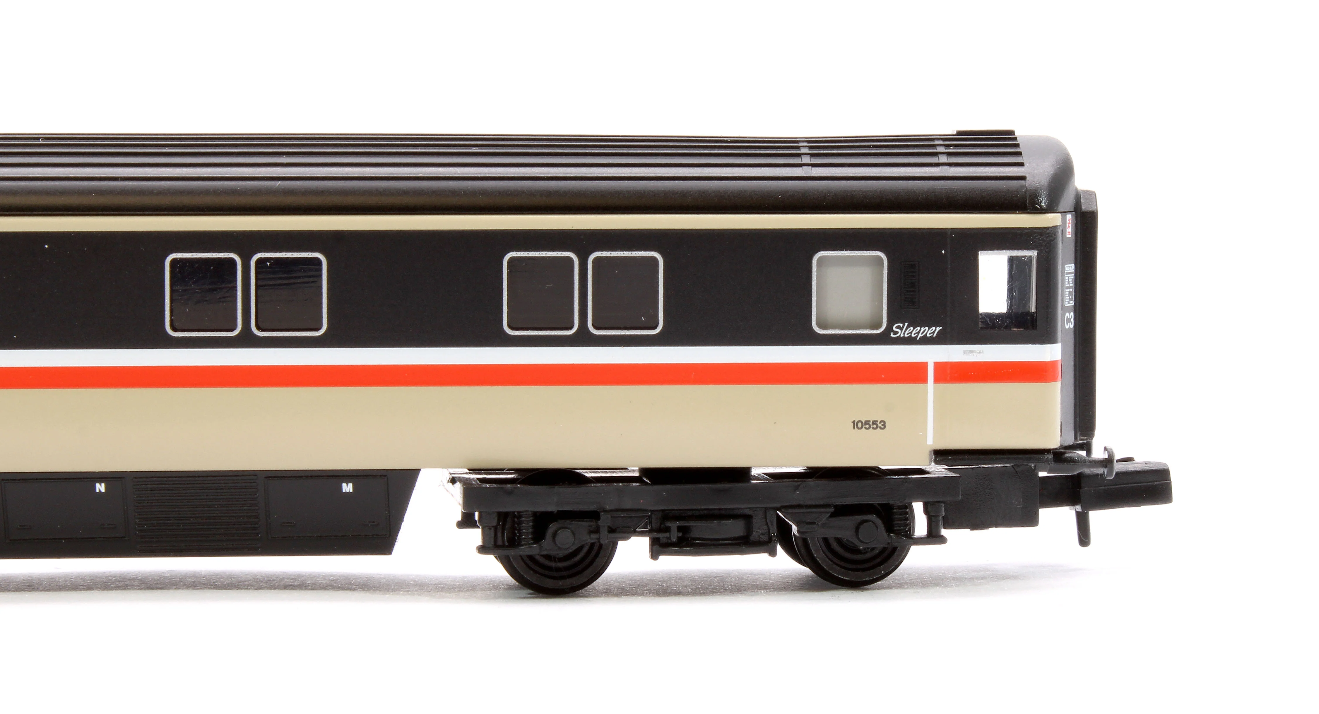 BR Mk3 SLEP Sleeper with Pantry BR InterCity (Swallow) No.10553 - Image 4