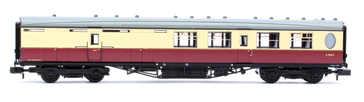 LNER Thompson Brake Third Corridor BR Crimson & Cream No. E1931E - Image 2