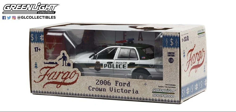 Fargo (2014-20 TV Series) 2006 Ford Crown Interceptor Duluth Minnesota - Image 2