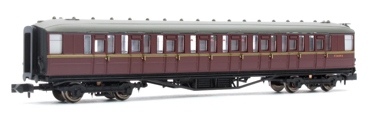 2P-011-076 Gresley BR Maroon 2nd Class E12105E