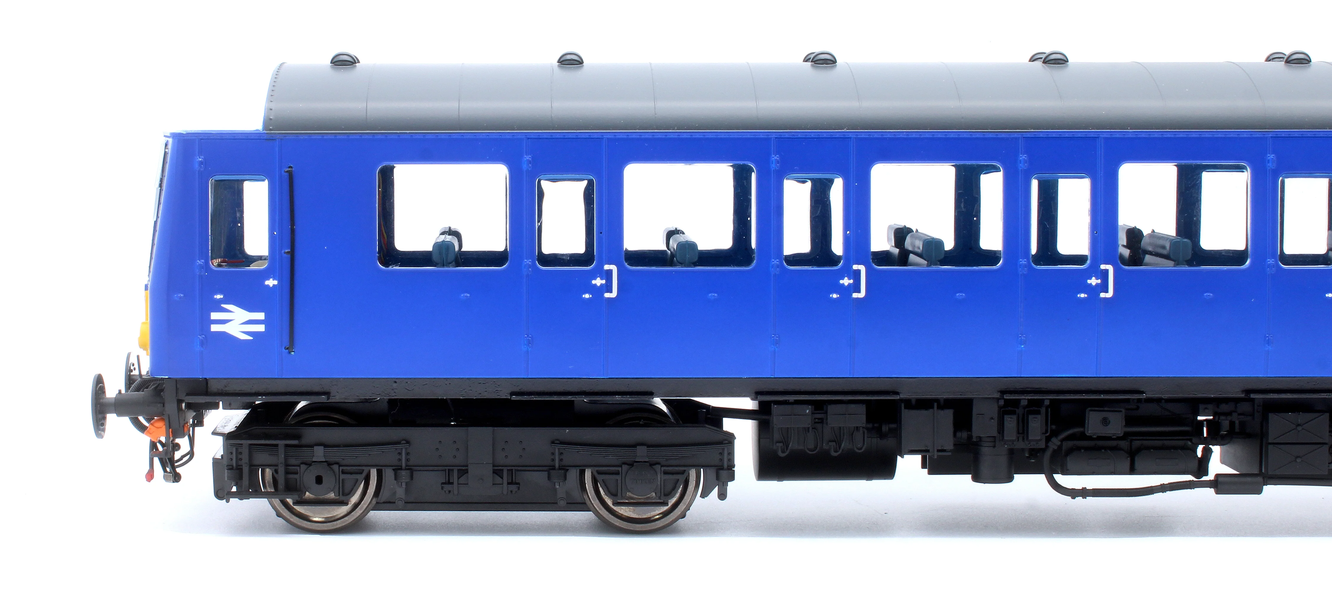 1226 Class 122 BR Blue Small Yellow Panel (White Cab Roof) Single Car DMU W55008 - Image 7