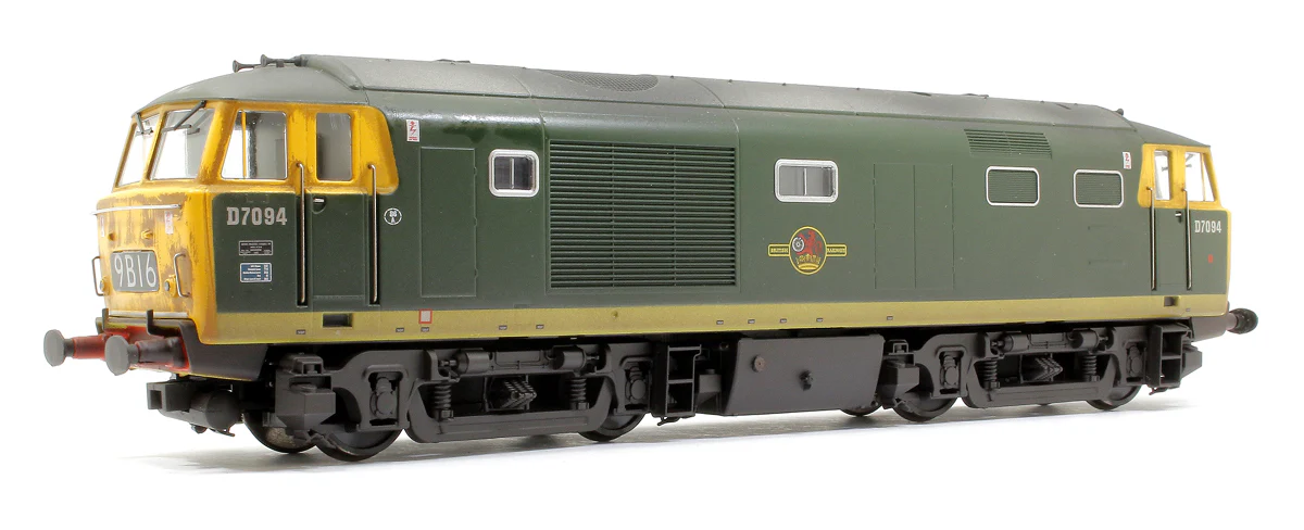 Class 35 BR 'Hymek' BR Green FYE D7094 Diesel Locomotive - Weathered - Image 3