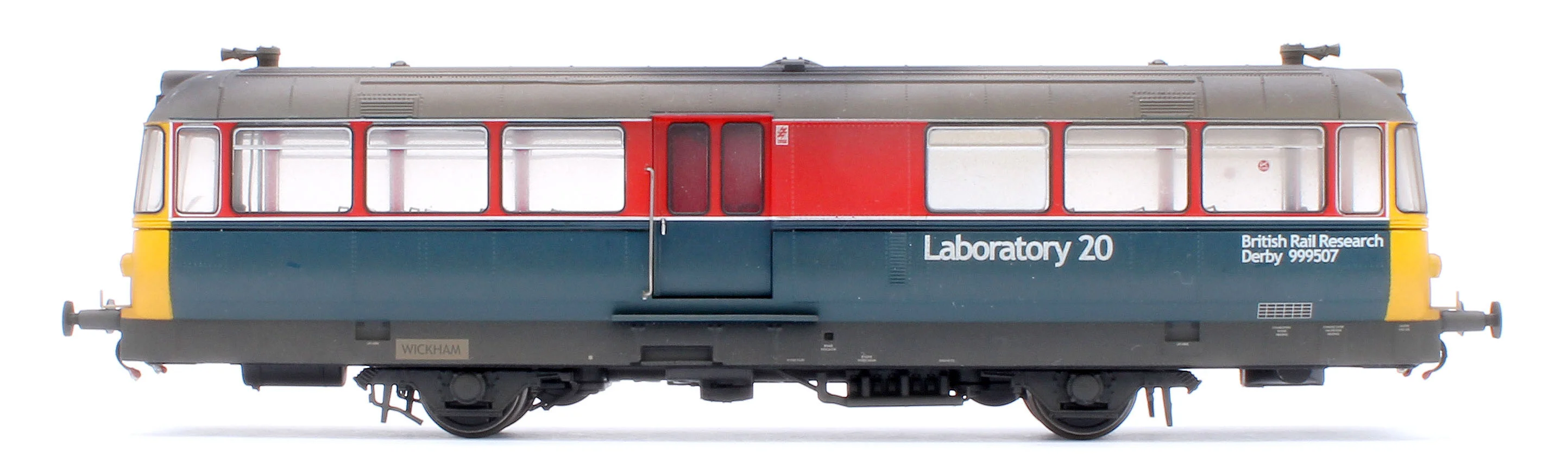 Pre-Owned Waggon & Maschinenbau (W&M) Diesel Railbus Railway Technical Centre Red/Blue 'Laboratory 20' - Weathered - Image 6
