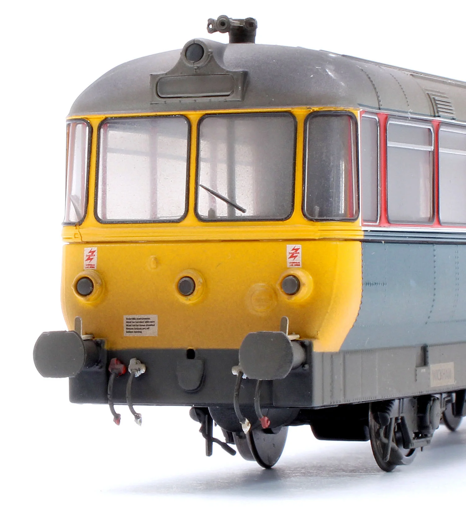 Pre-Owned Waggon & Maschinenbau (W&M) Diesel Railbus Railway Technical Centre Red/Blue 'Laboratory 20' - Weathered - Image 9