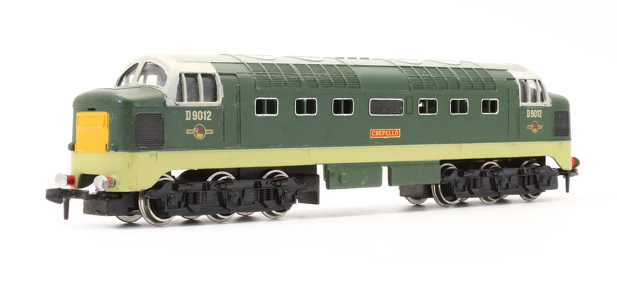 Pre-Owned 2234 BR Two Tone Green Deltic 'Crepello' D9012 Diesel Locomotive - 2 Rail - Image 3